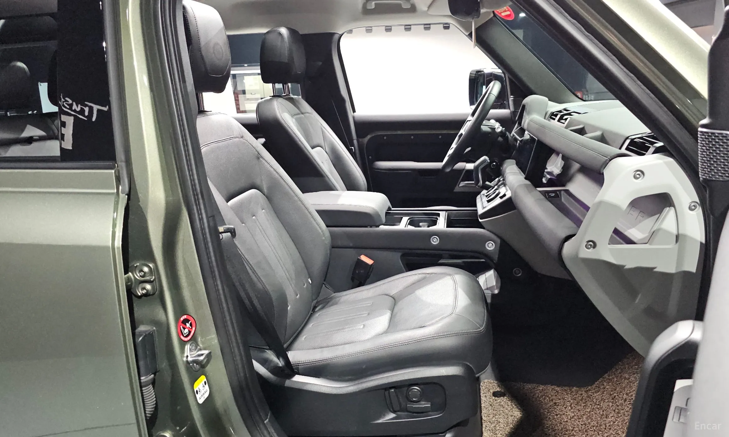 Land Rover Defender (L663) превью 12