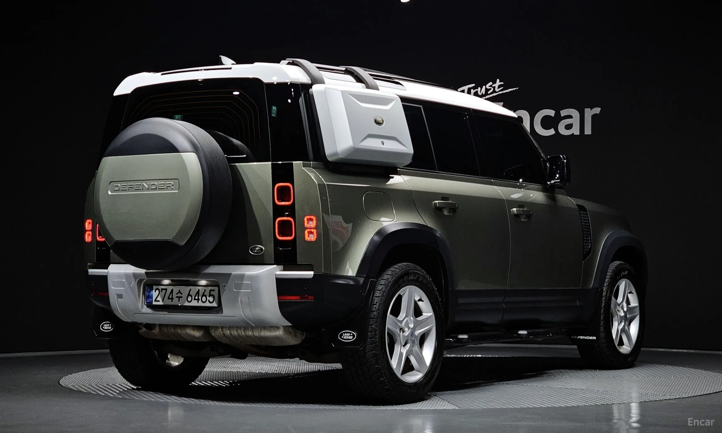 Land Rover Defender (L663)