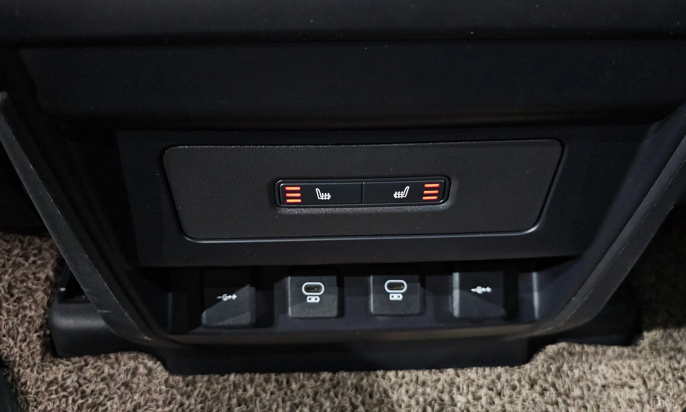 Land Rover Defender (L663) превью 17