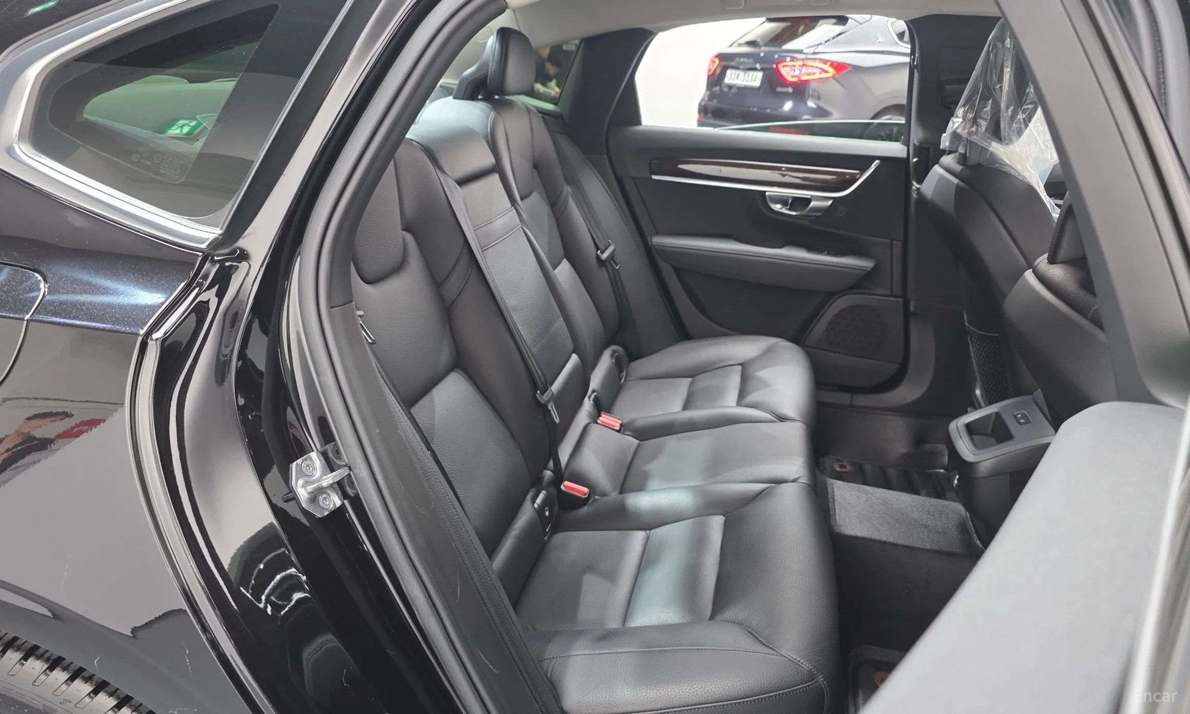 Volvo S90 превью 12