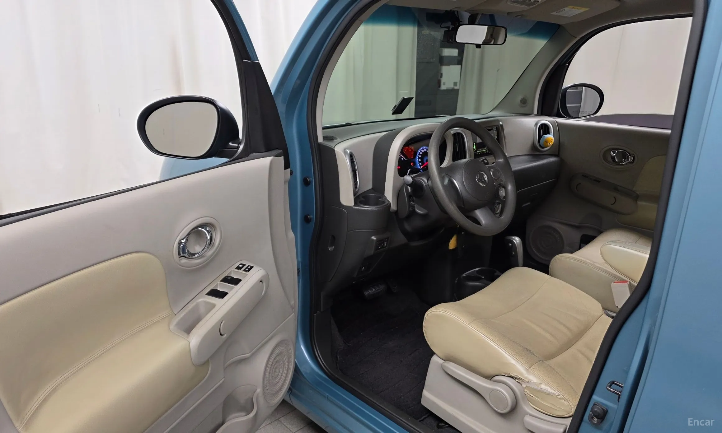 Nissan Cube превью 10