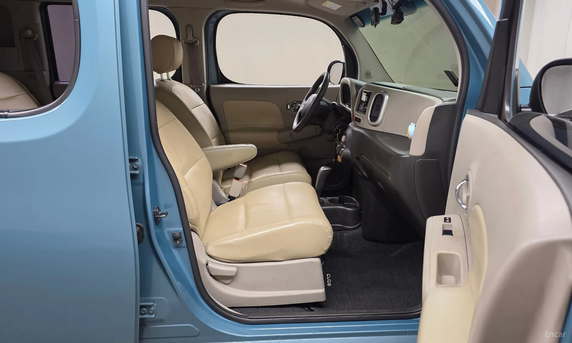 Nissan Cube превью 11