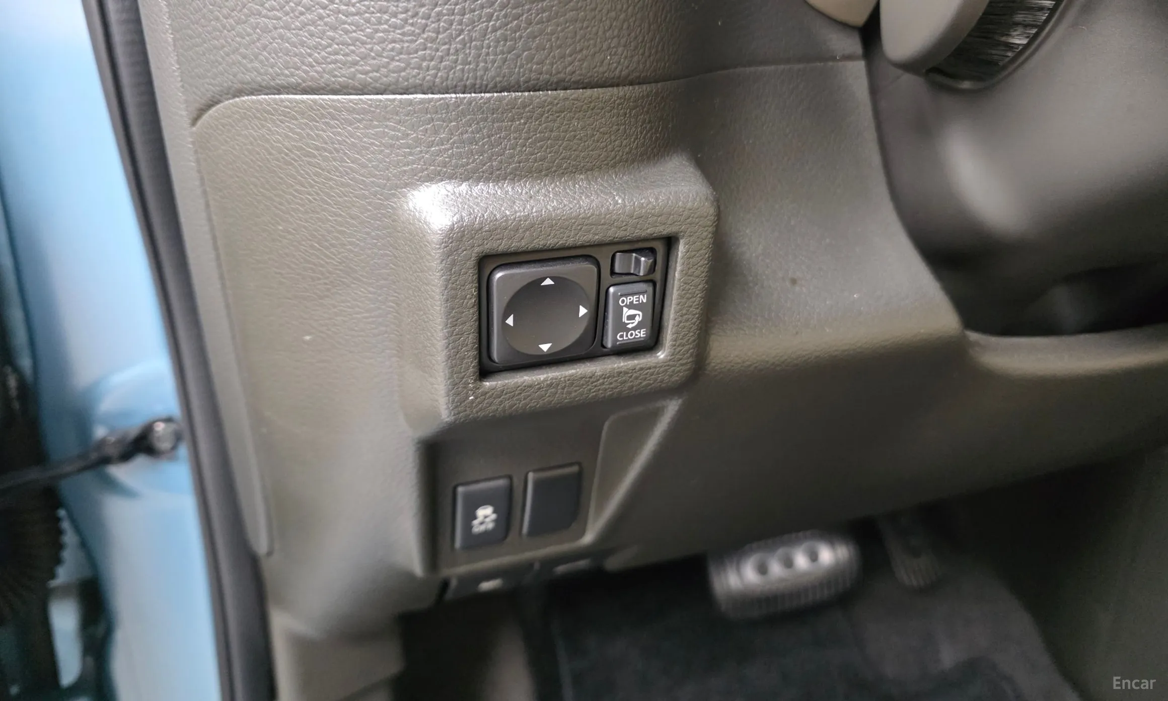 Nissan Cube превью 14