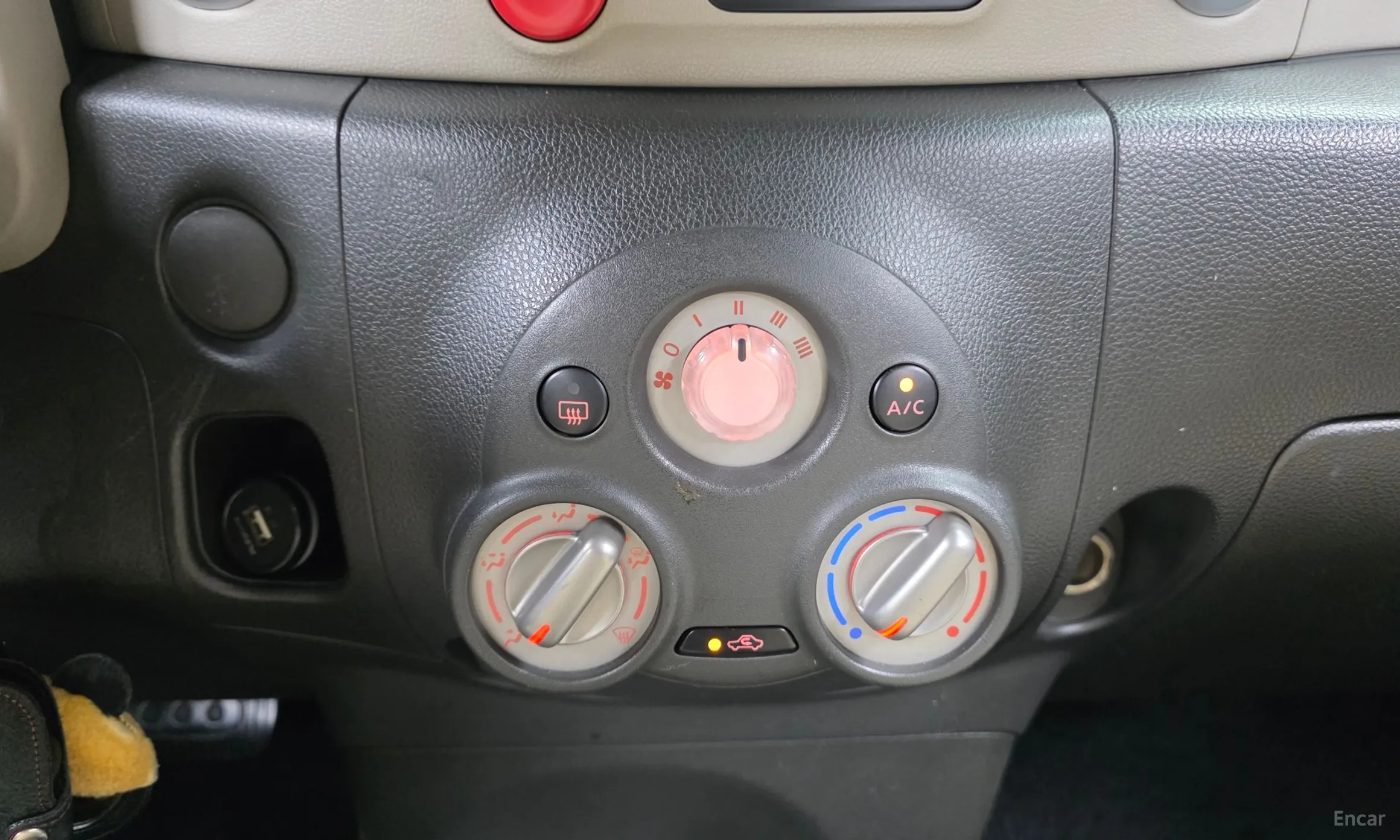 Nissan Cube превью 16