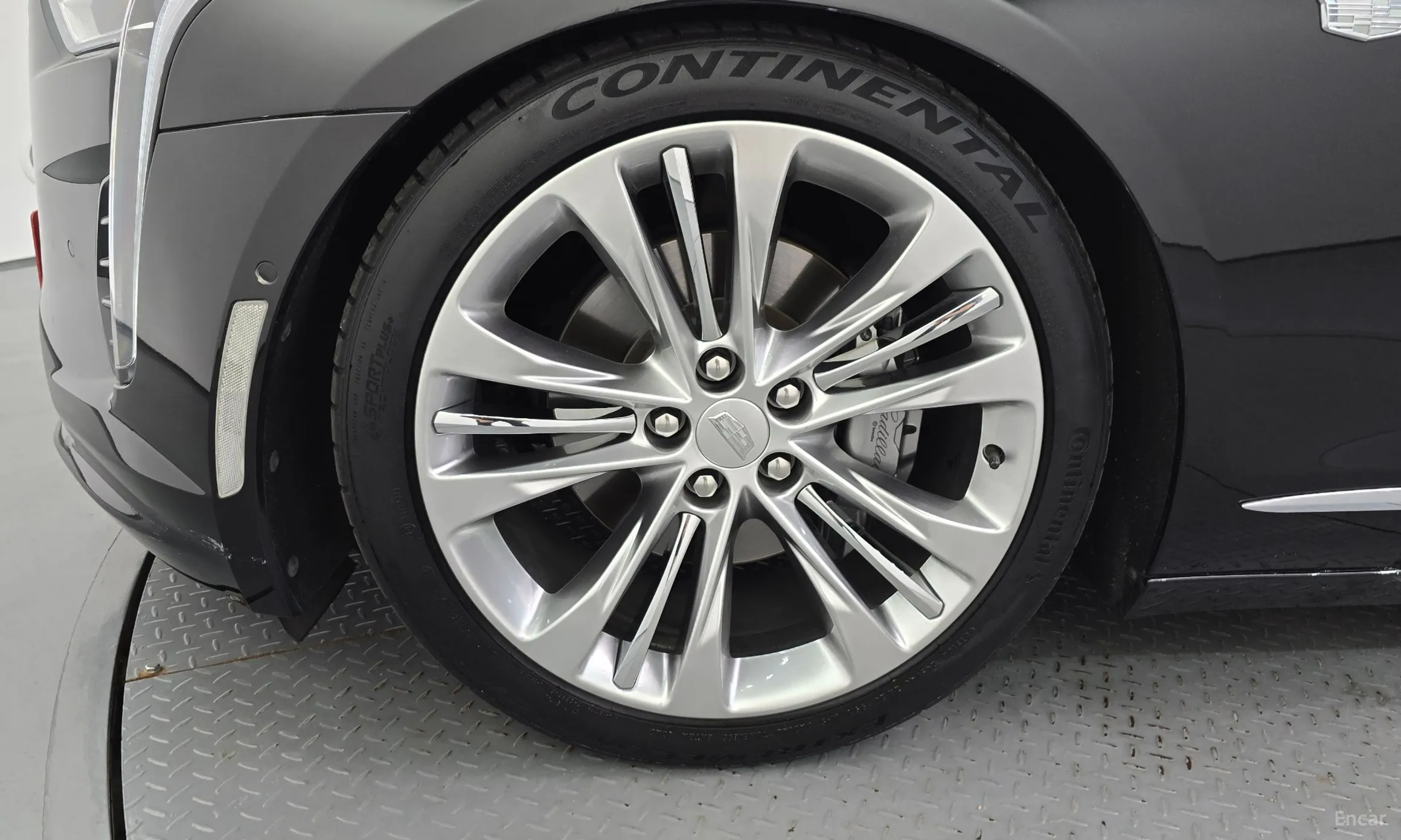 Cadillac CT6 превью 5