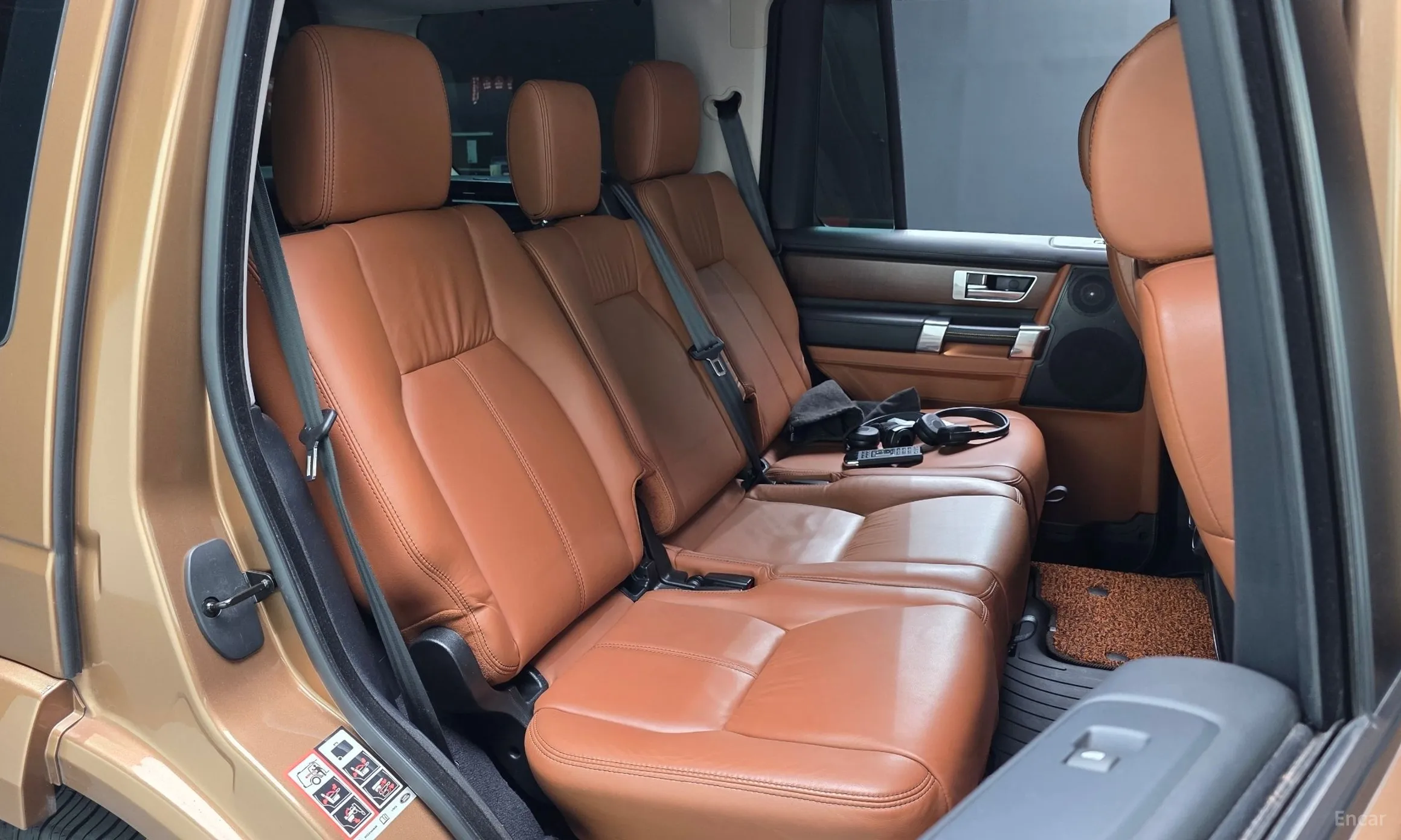 Land Rover Discovery 4 превью 11