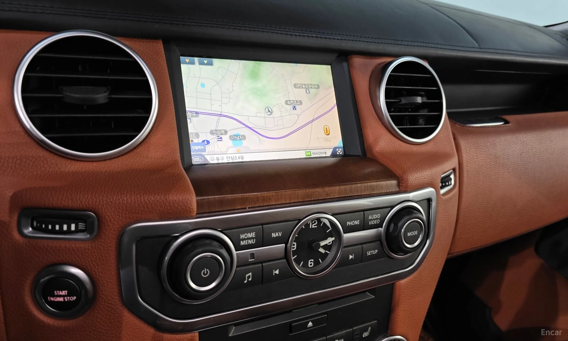 Land Rover Discovery 4 превью 15