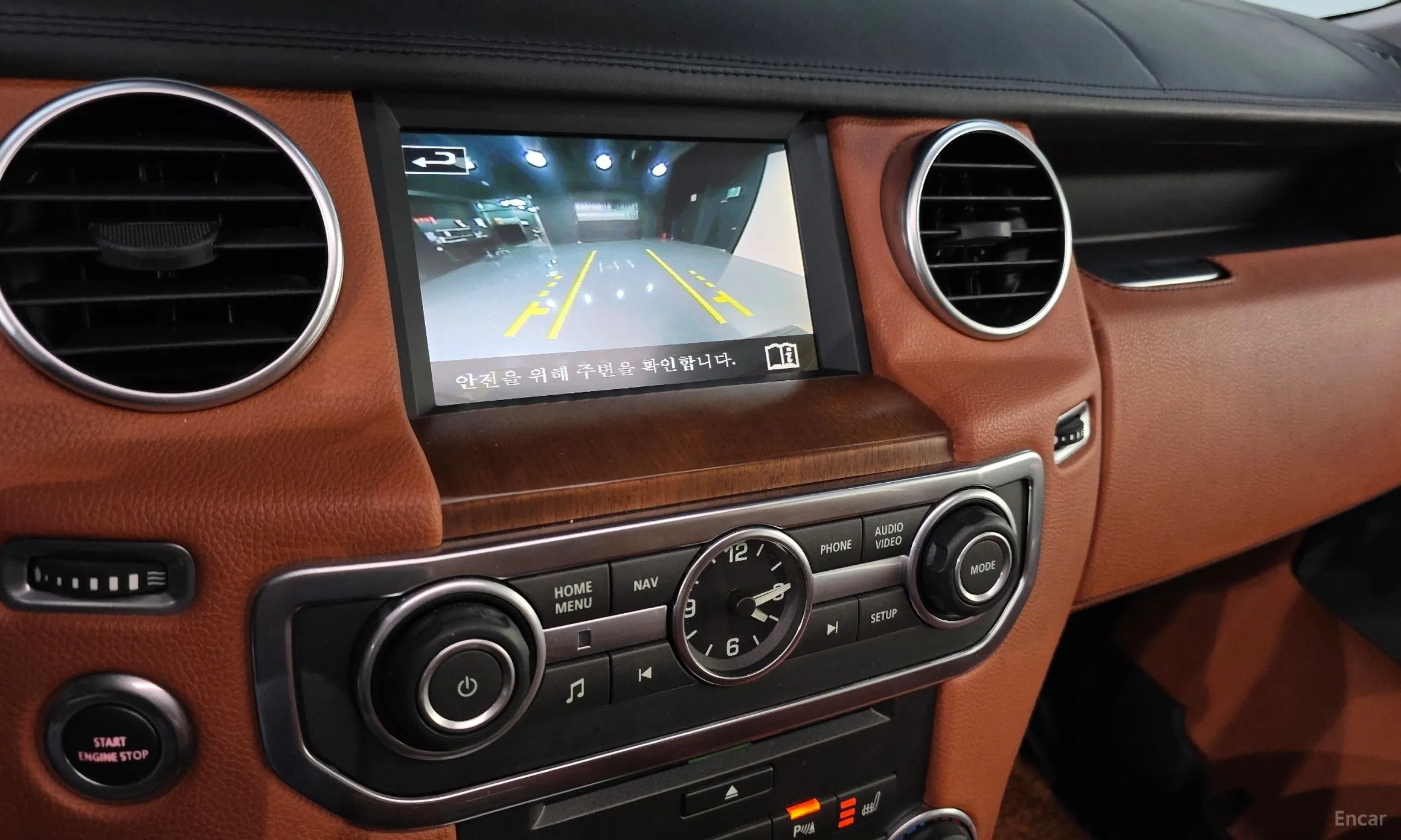 Land Rover Discovery 4 превью 17