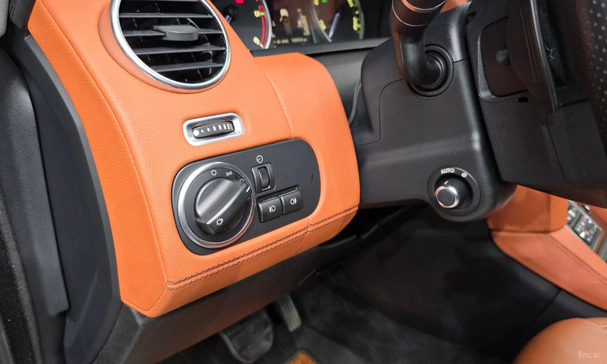 Land Rover Discovery 4 превью 18