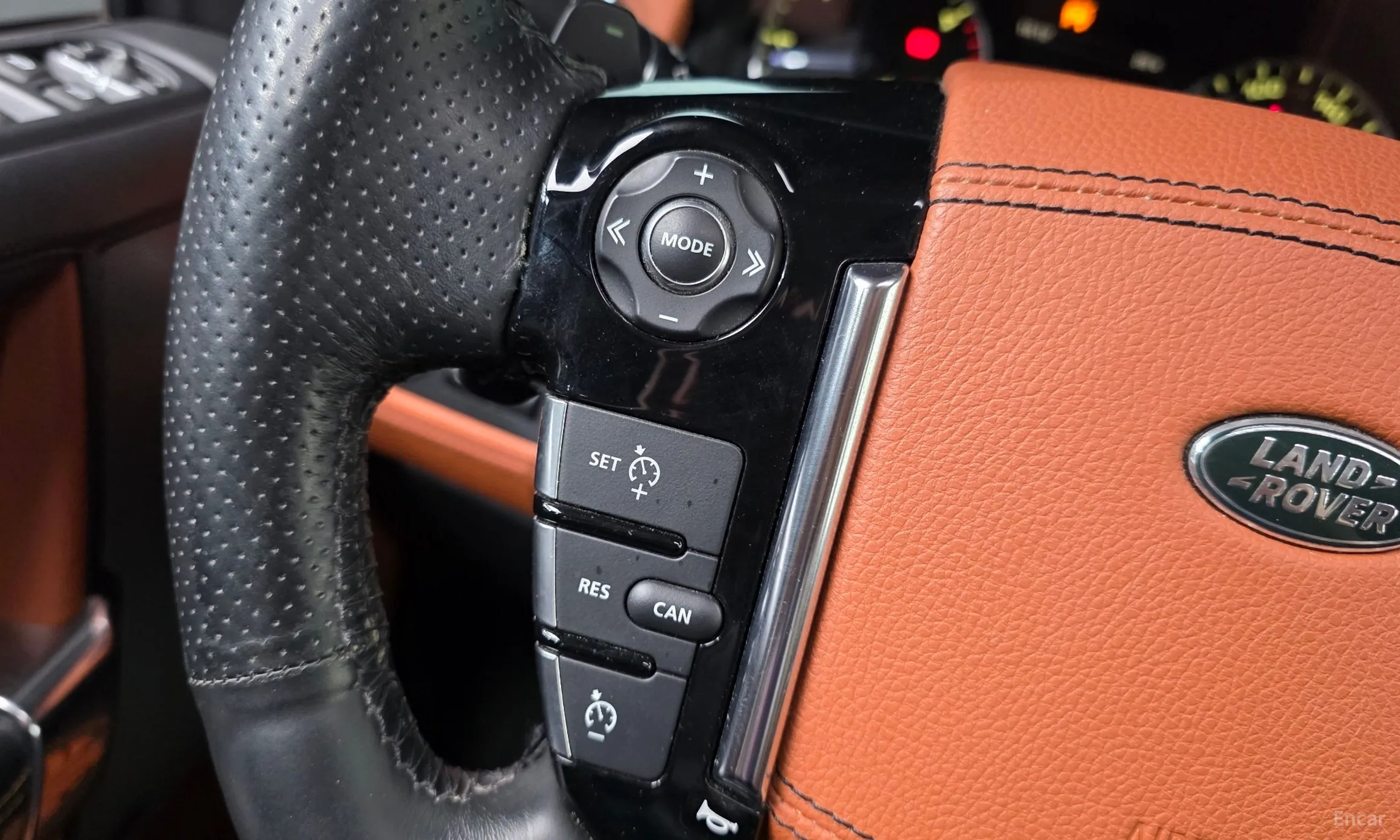 Land Rover Discovery 4 превью 20