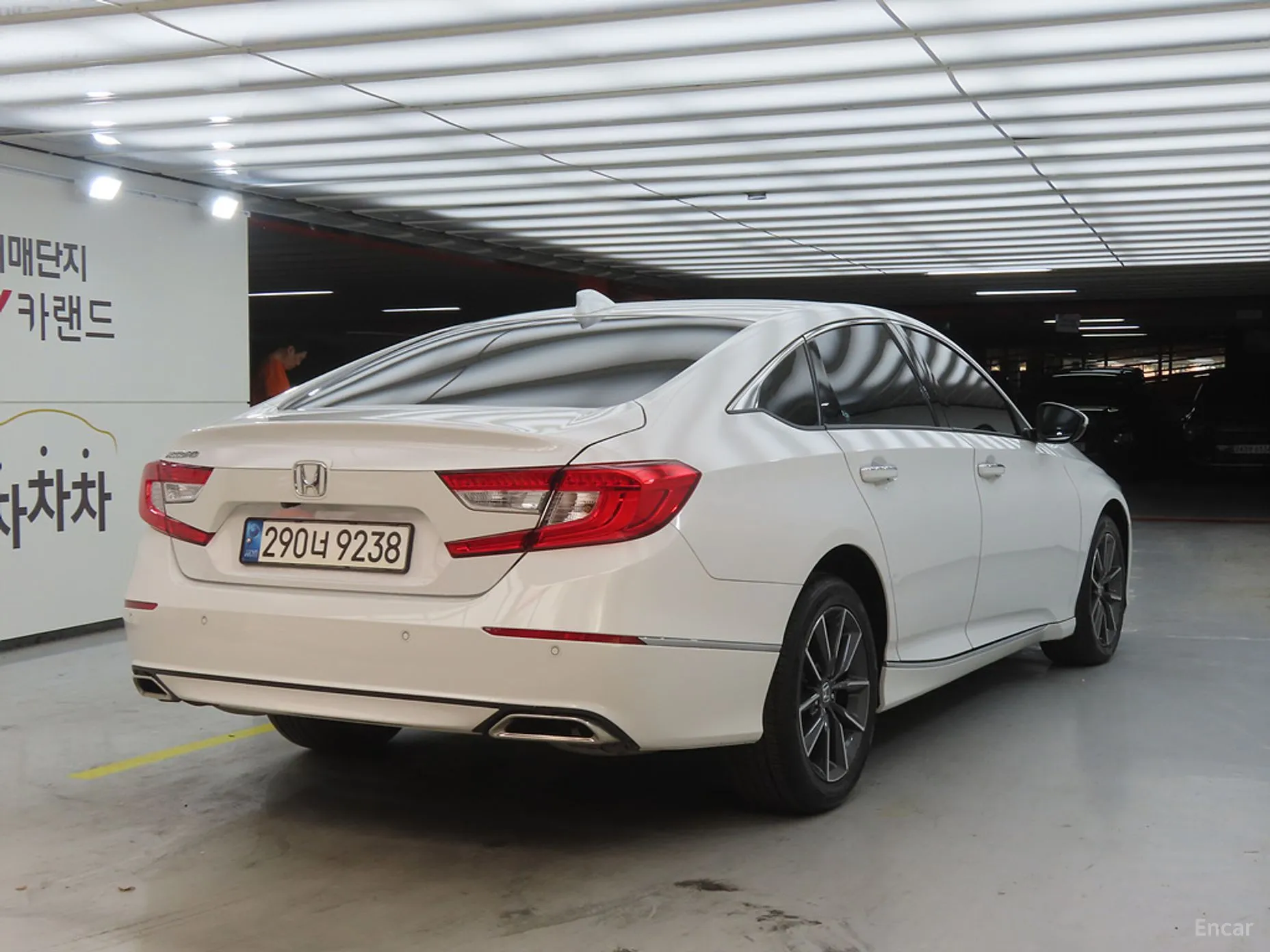 Honda Accord 10th Generation превью 4