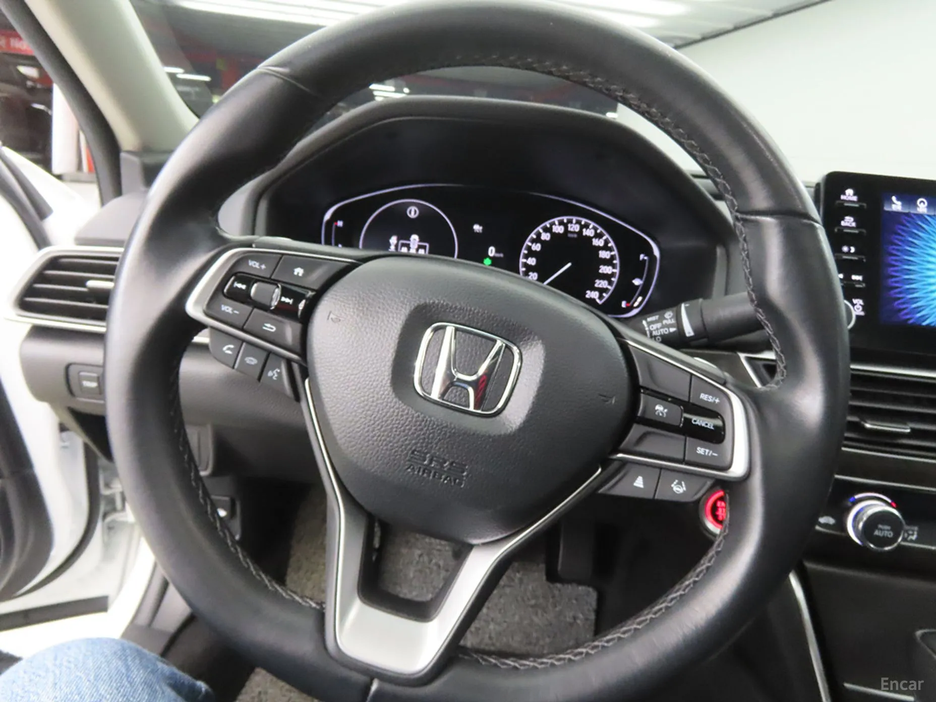 Honda Accord 10th Generation превью 8