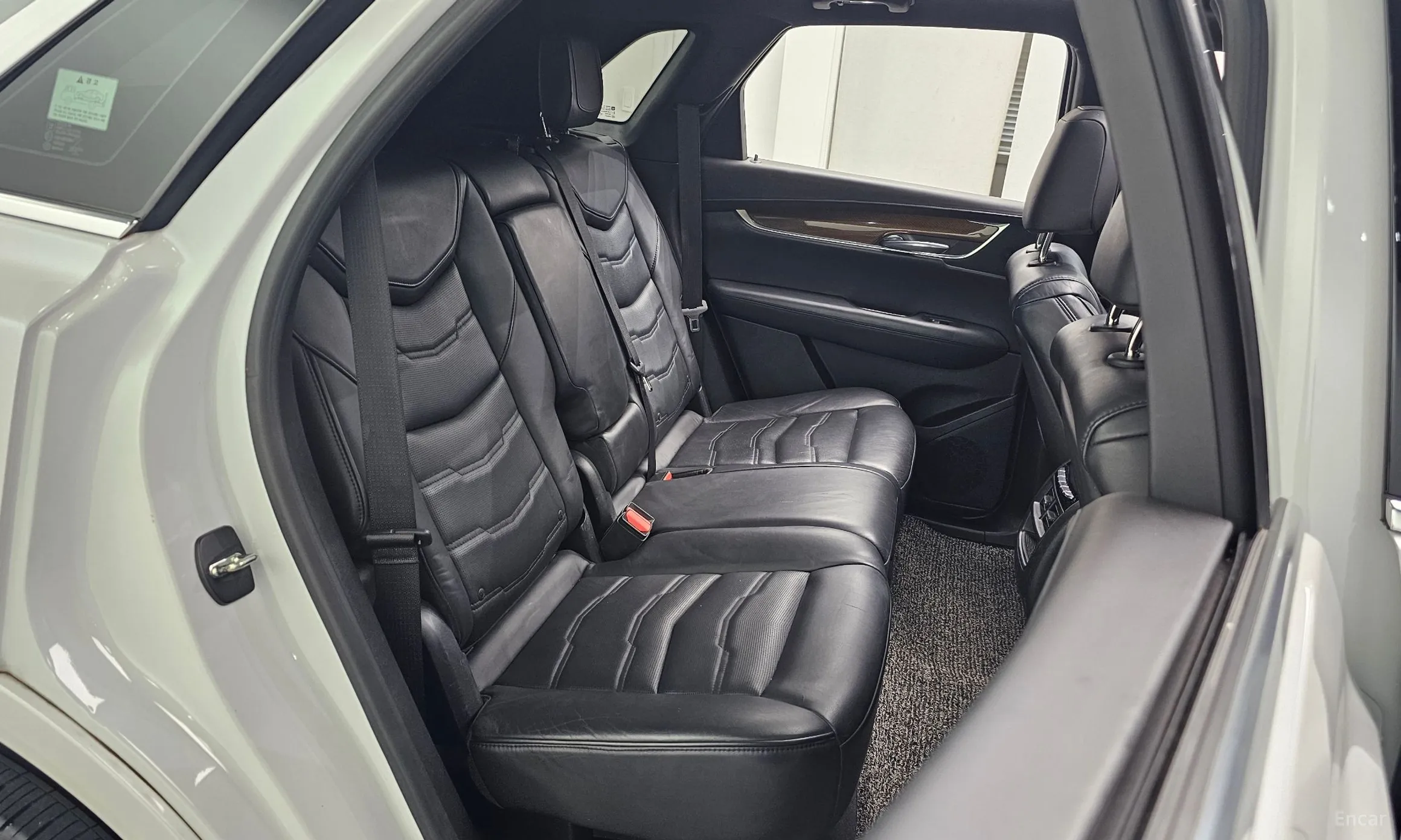 Cadillac XT5 превью 11