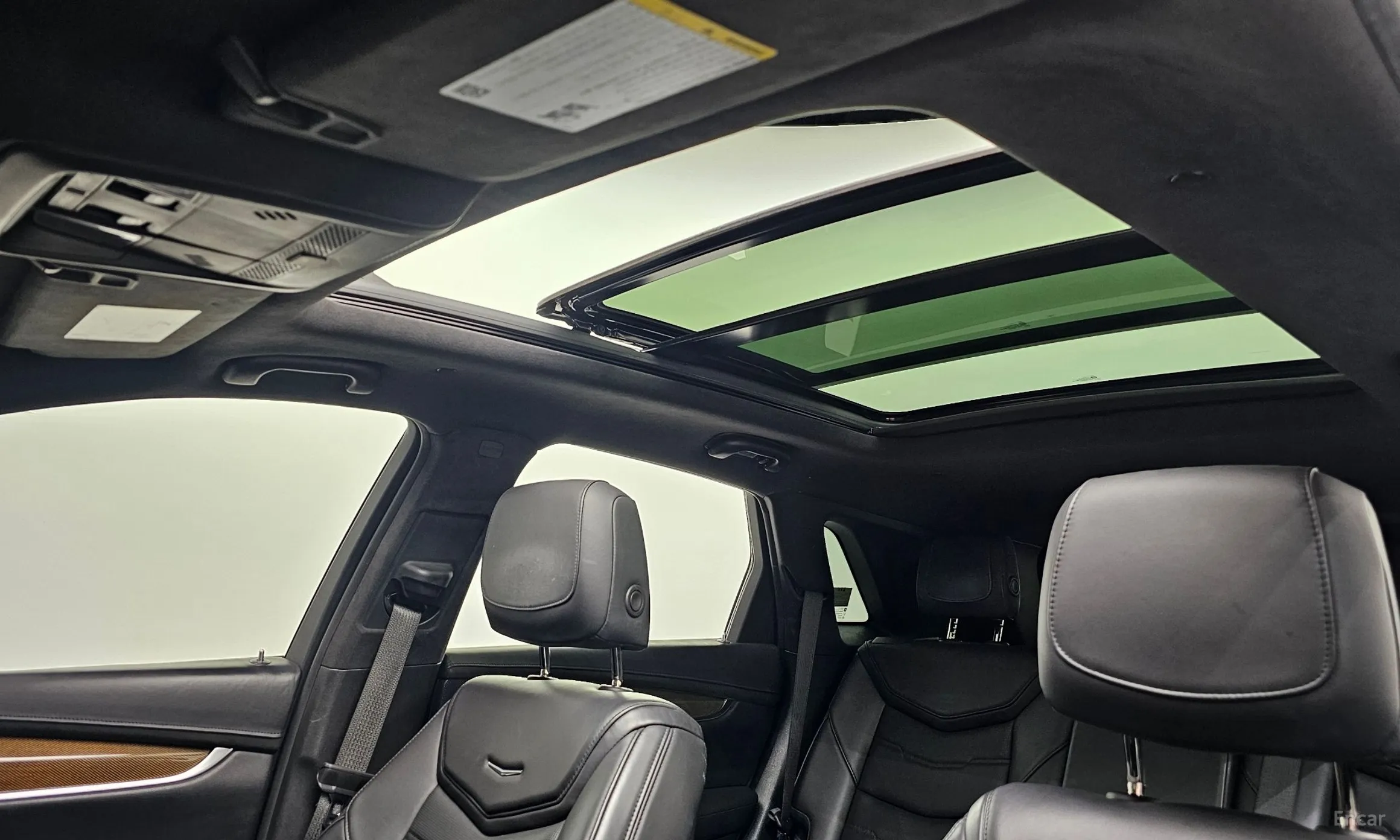 Cadillac XT5 превью 19