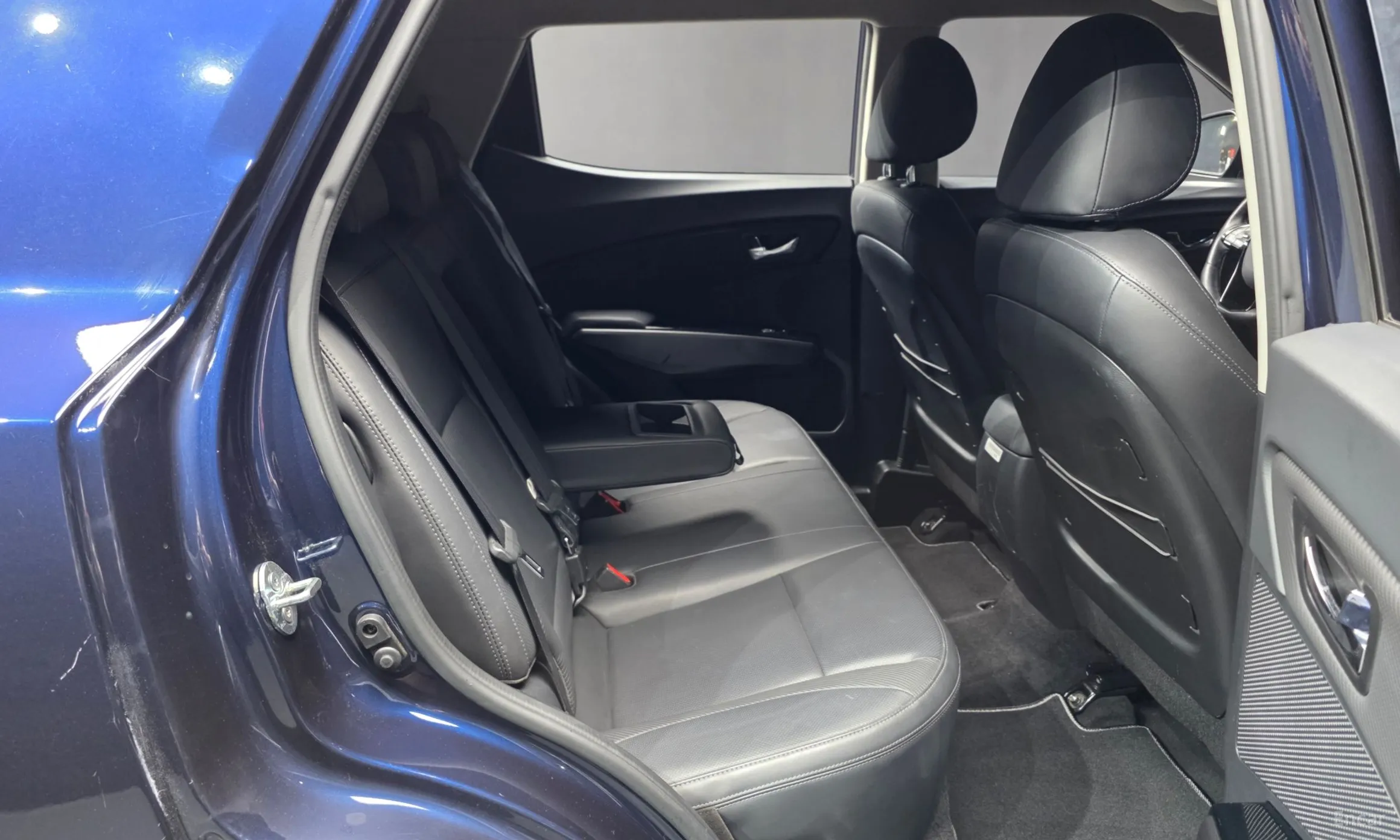KG Mobility (SsangYong) Berry New Tivoli превью 12