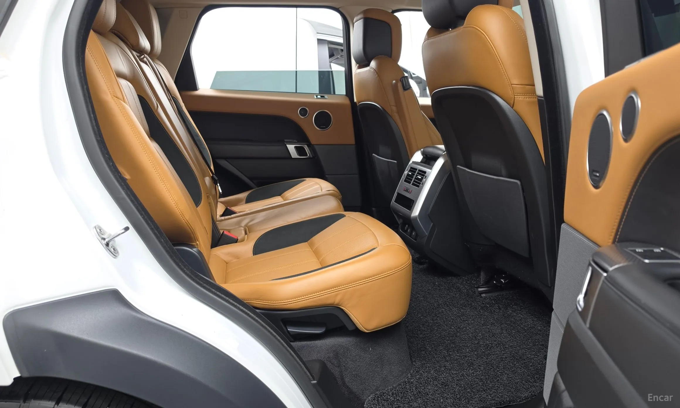 Land Rover Range Rover Sport 2nd Generation превью 12