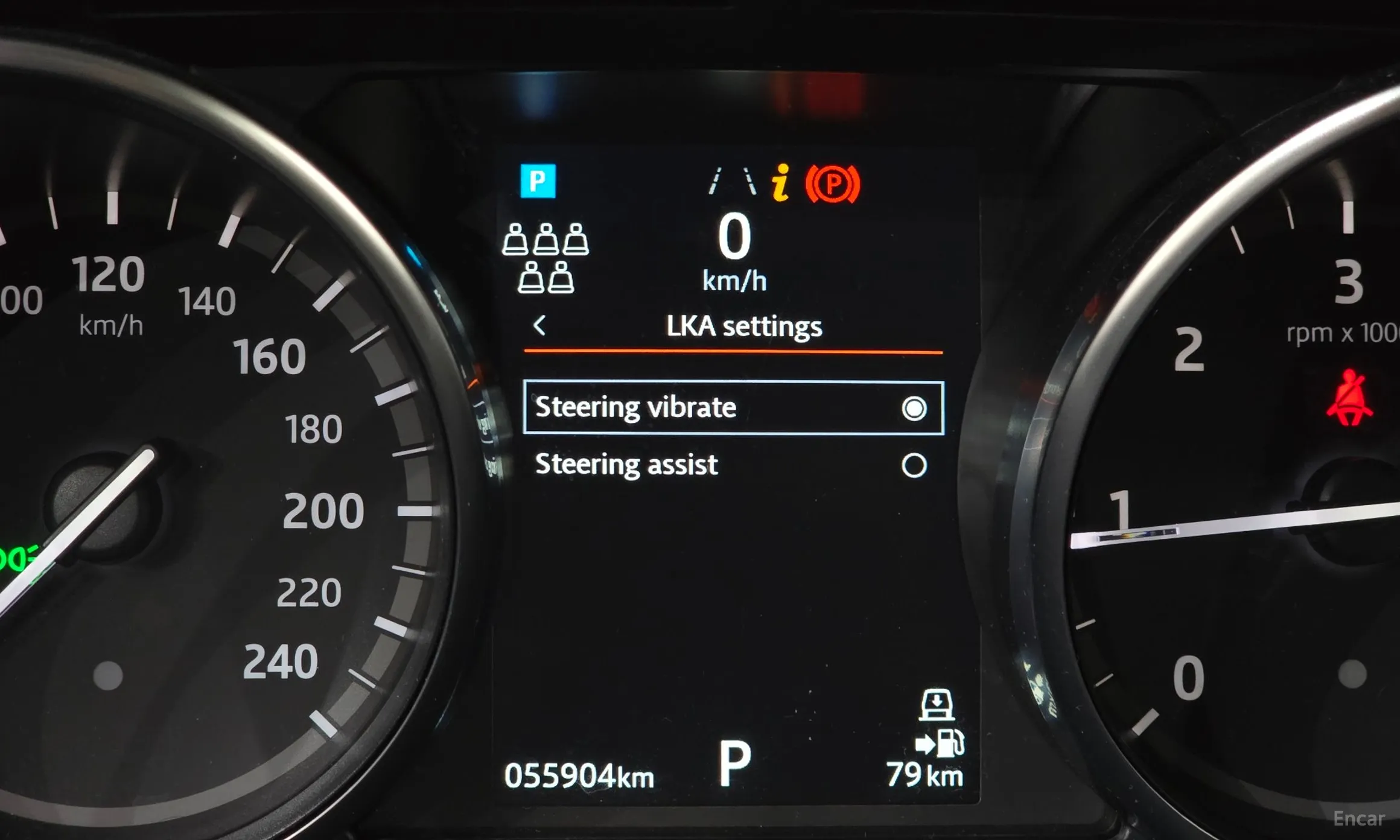 Land Rover Discovery 5 превью 16