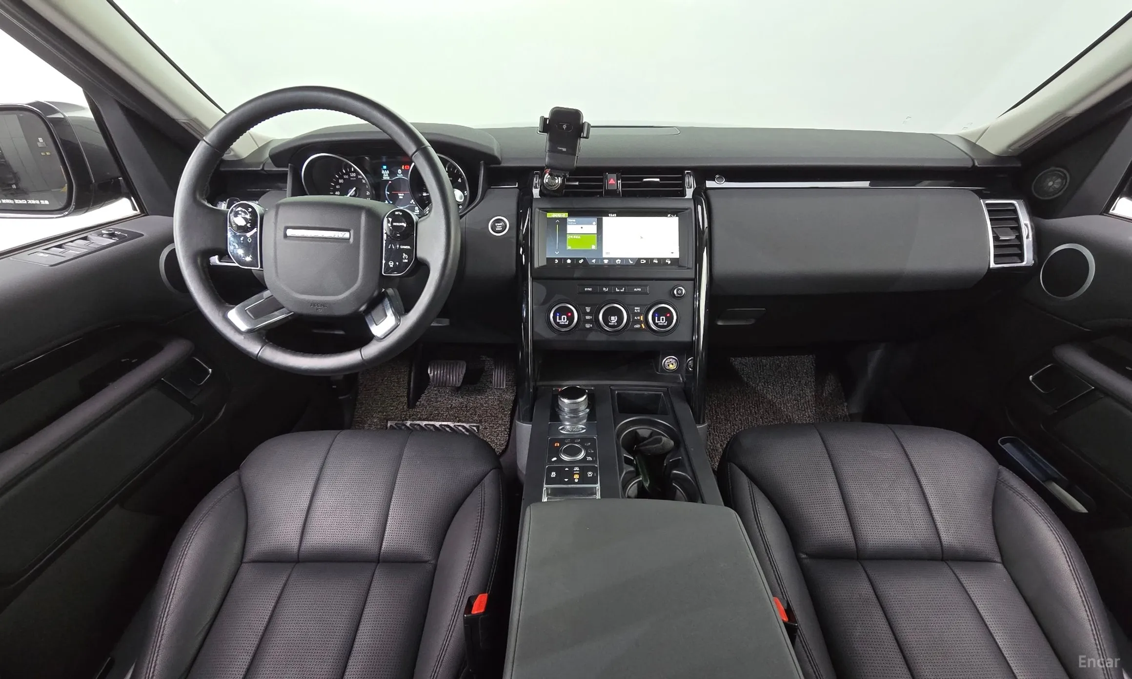 Land Rover Discovery 5 превью 7