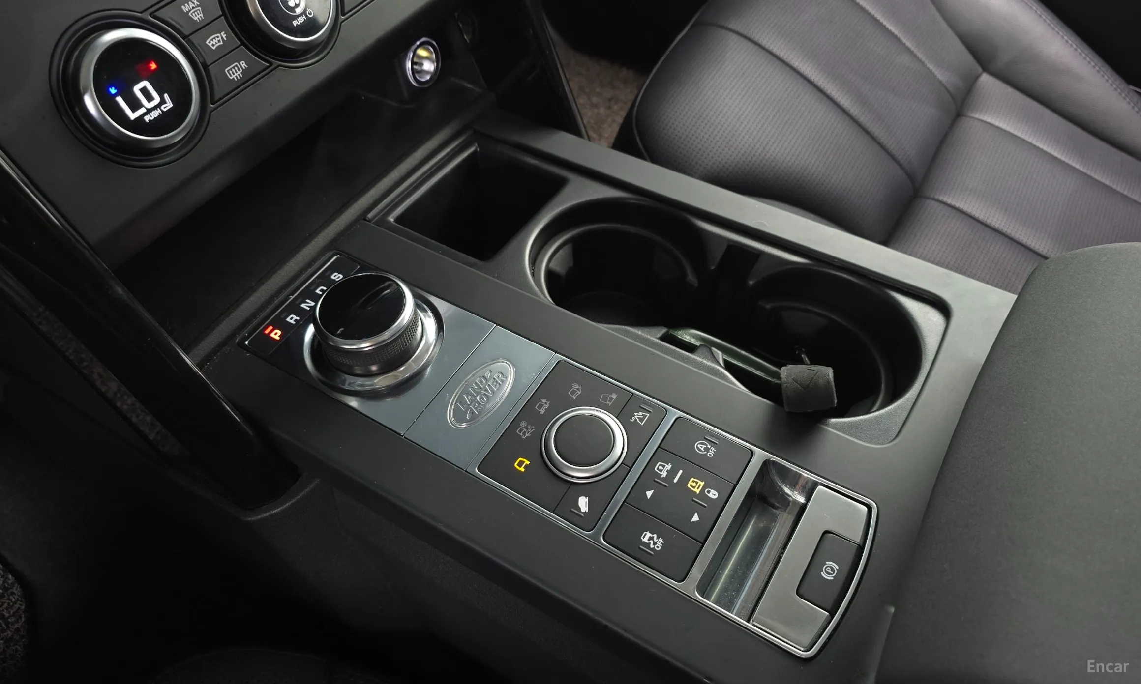 Land Rover Discovery 5 превью 9