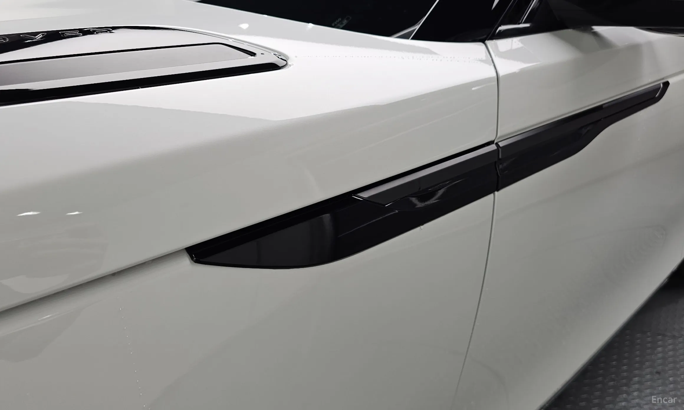 Land Rover Range Rover Bella превью 20