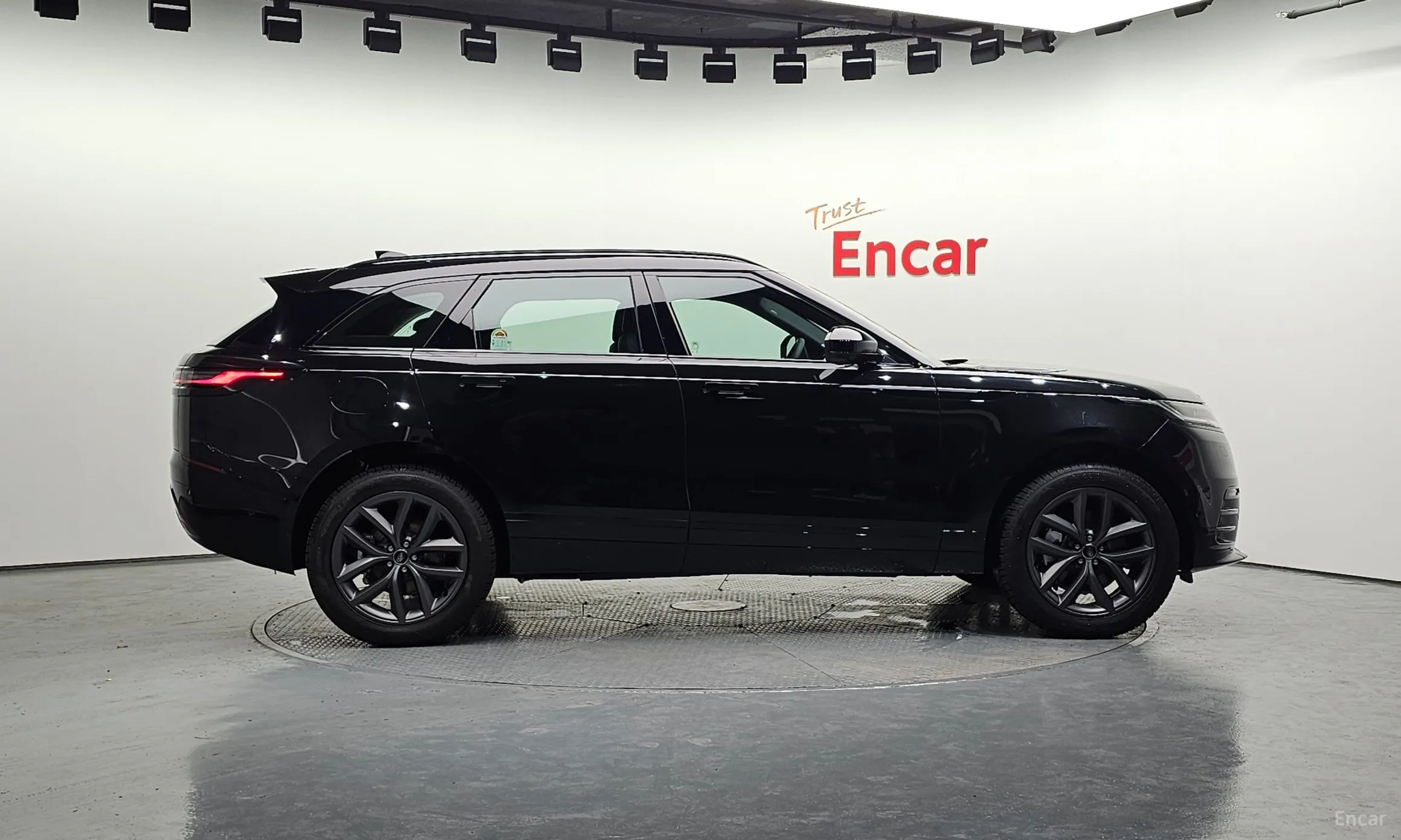 Land Rover Range Rover Bella превью 5