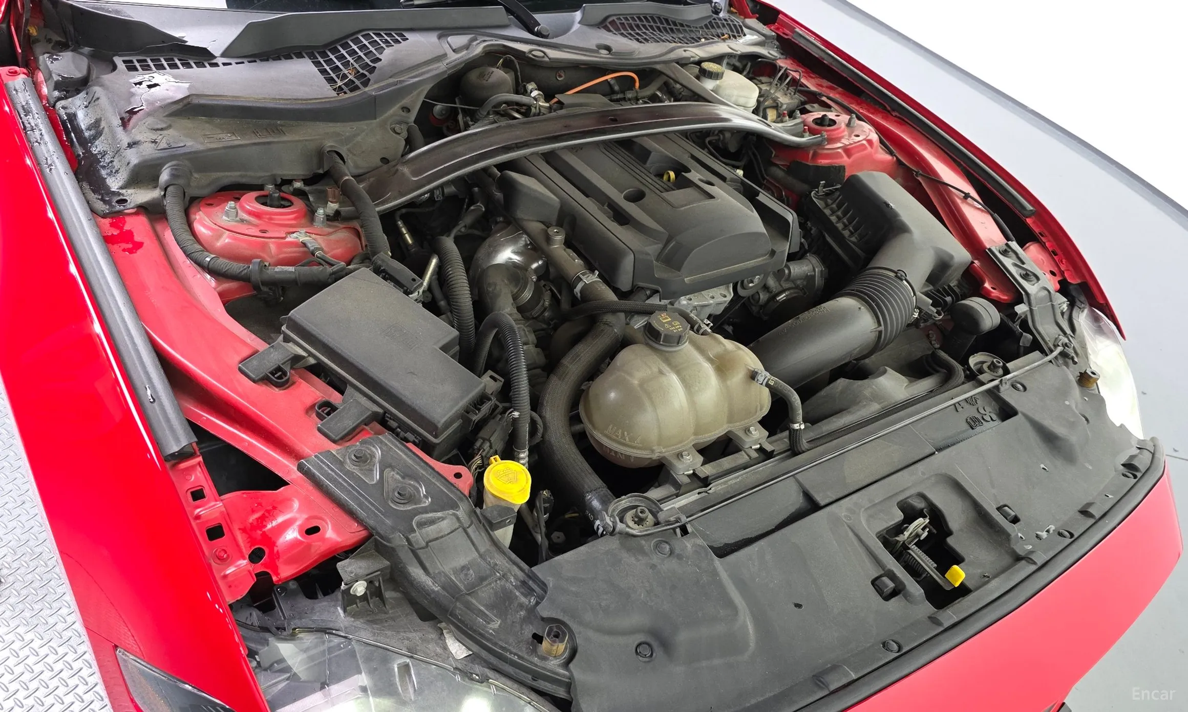 Ford Mustang превью 6