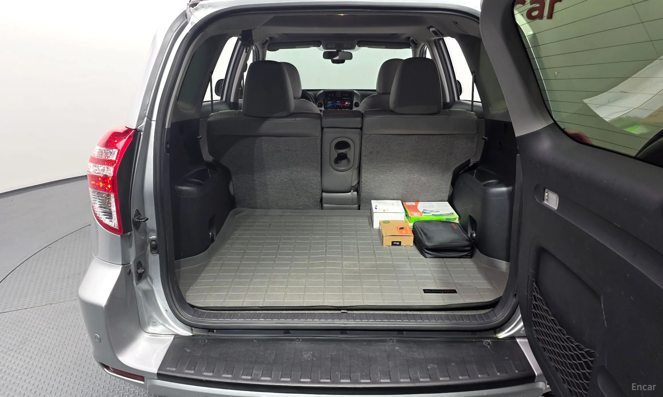 Toyota RAV4 превью 20