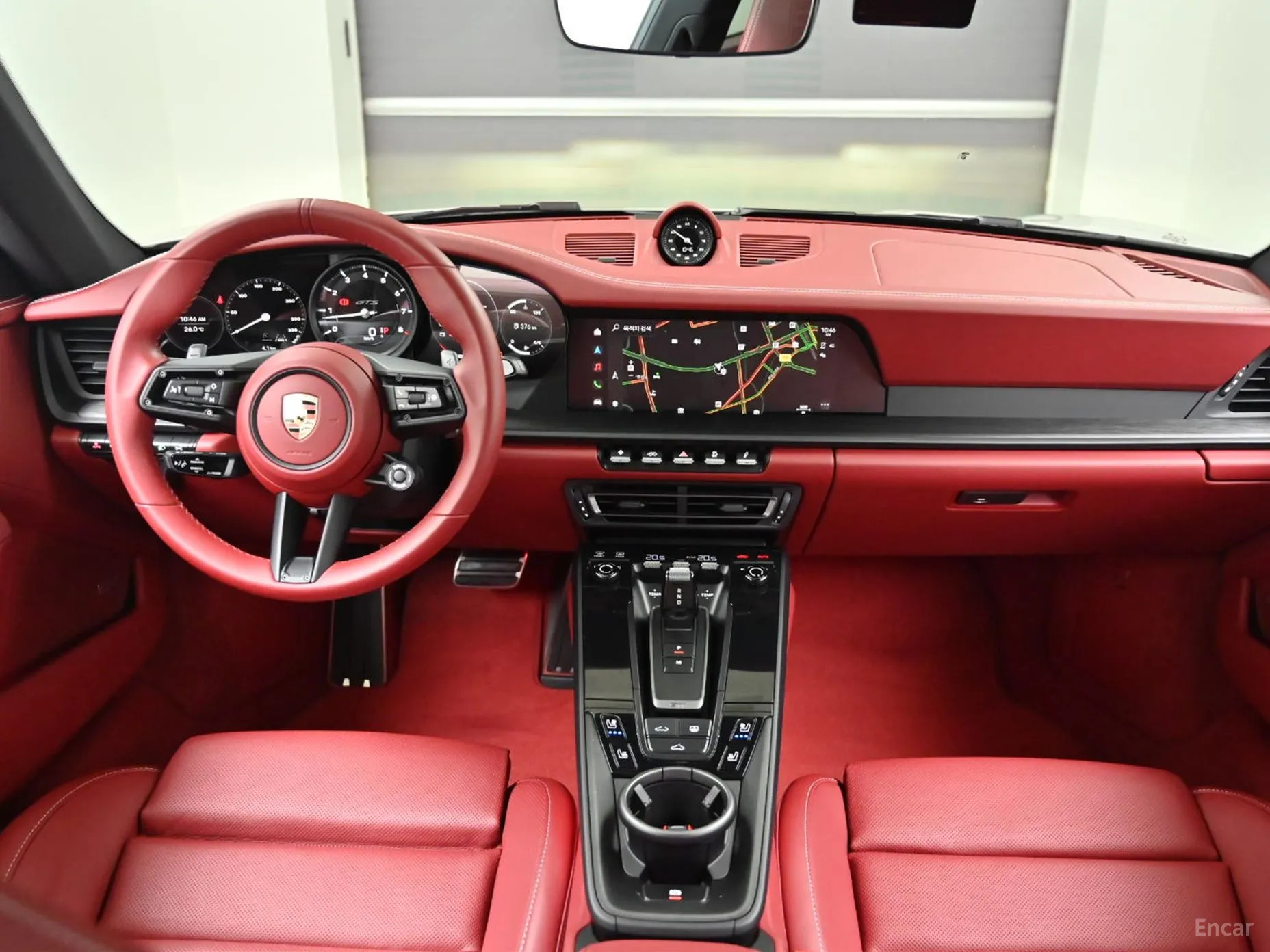 Porsche 911 (992) превью 7