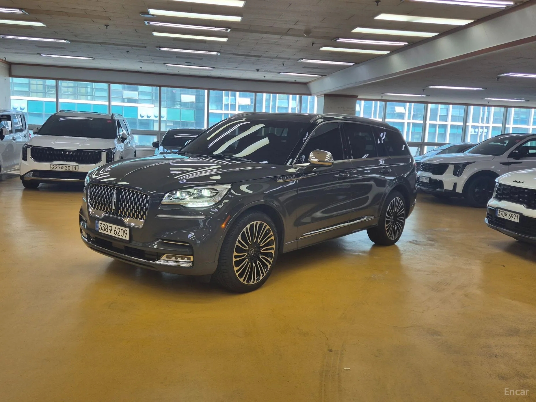 Lincoln Aviator 2nd Generation
