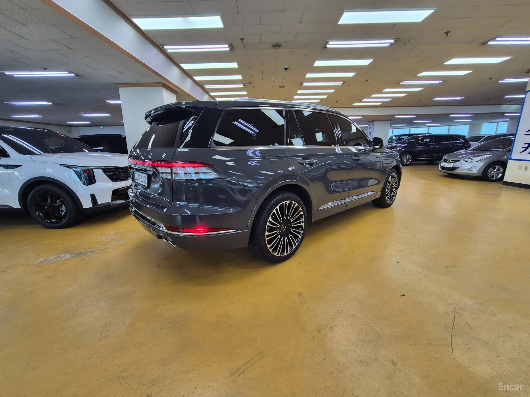 Lincoln Aviator 2nd Generation