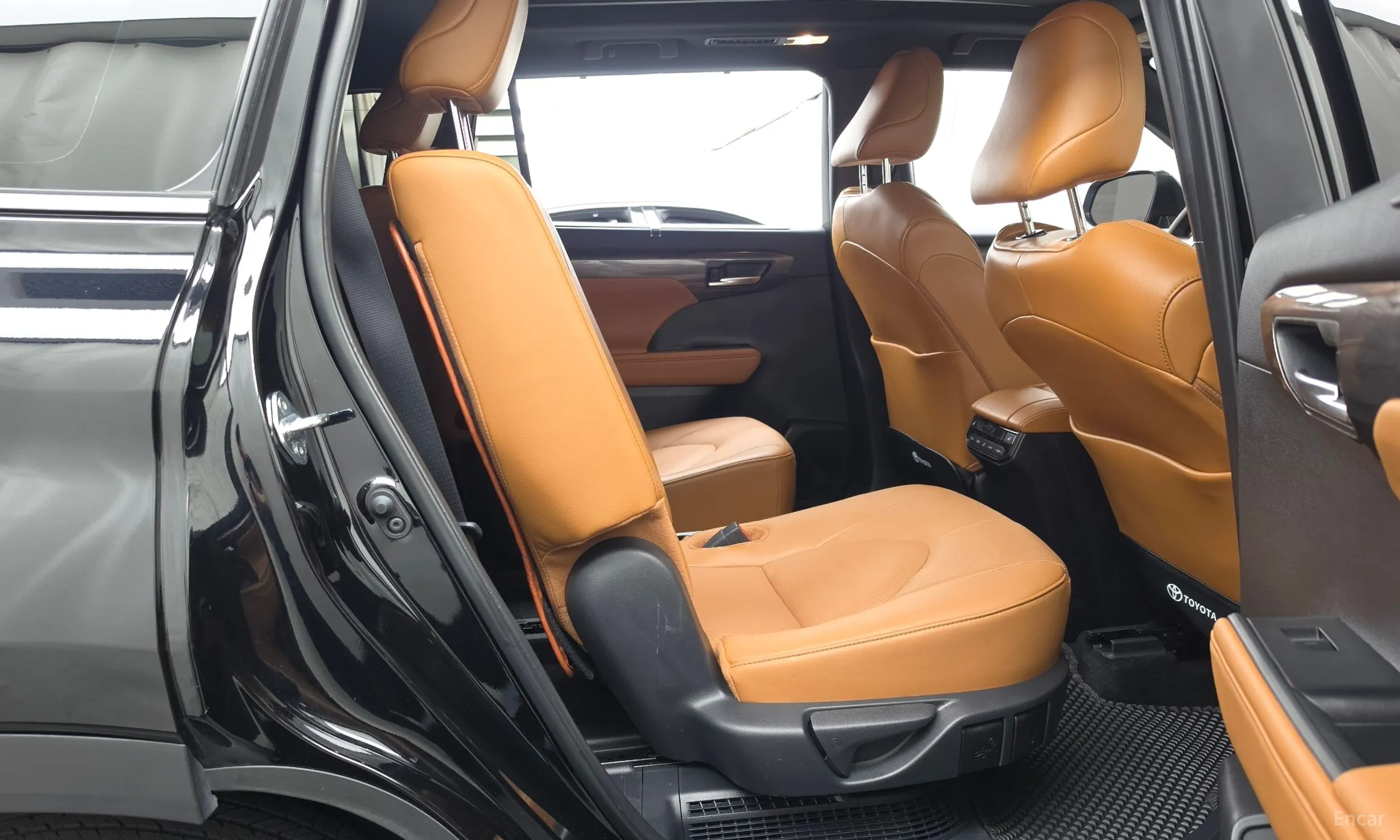 Toyota Highlander 4th generation превью 12