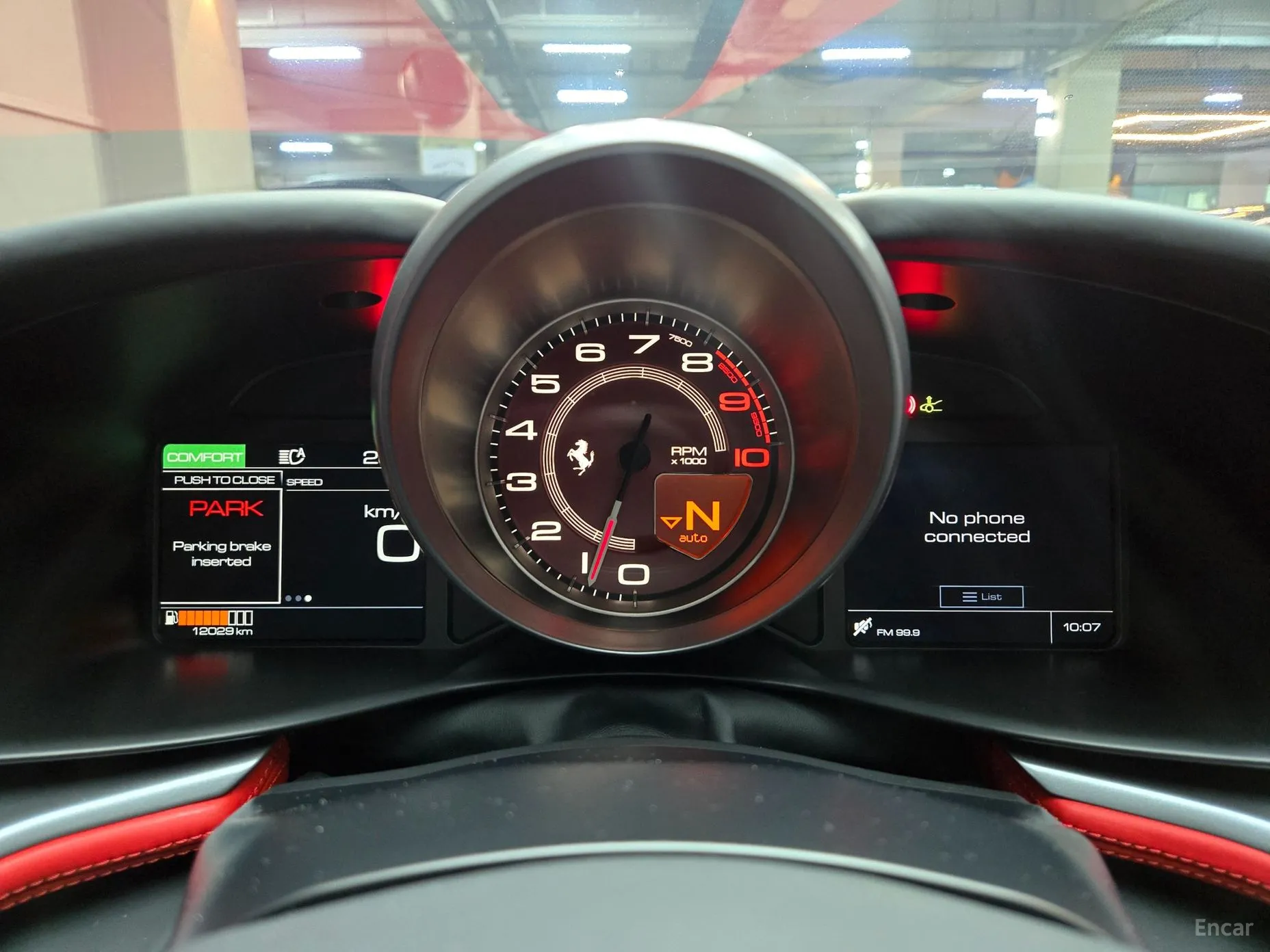 Ferrari GTC4 Rousseau превью 11