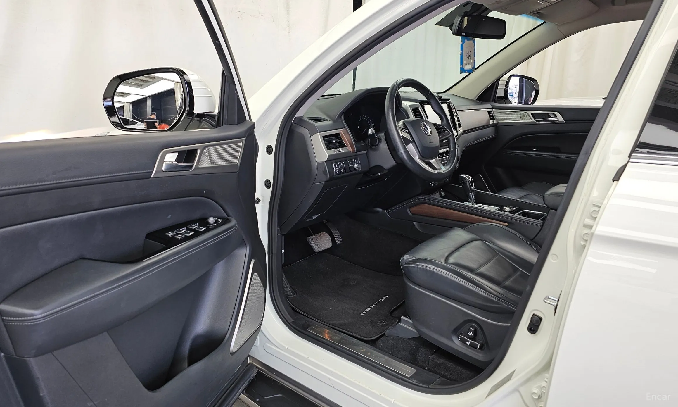 KG Mobility (SsangYong) G4 Rexton превью 10
