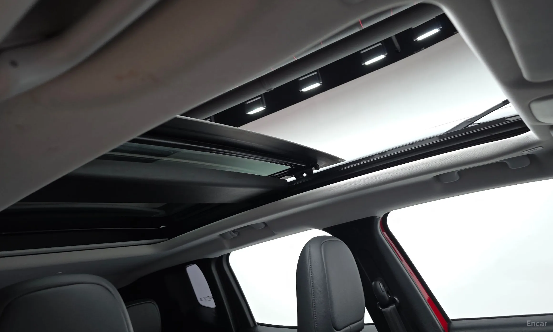 Jeep Renegade превью 17