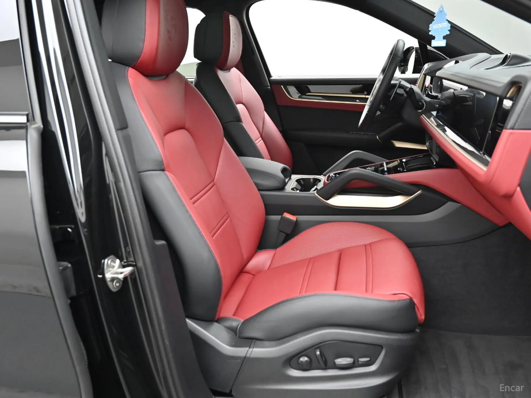 Porsche Cayenne (PO536) превью 10