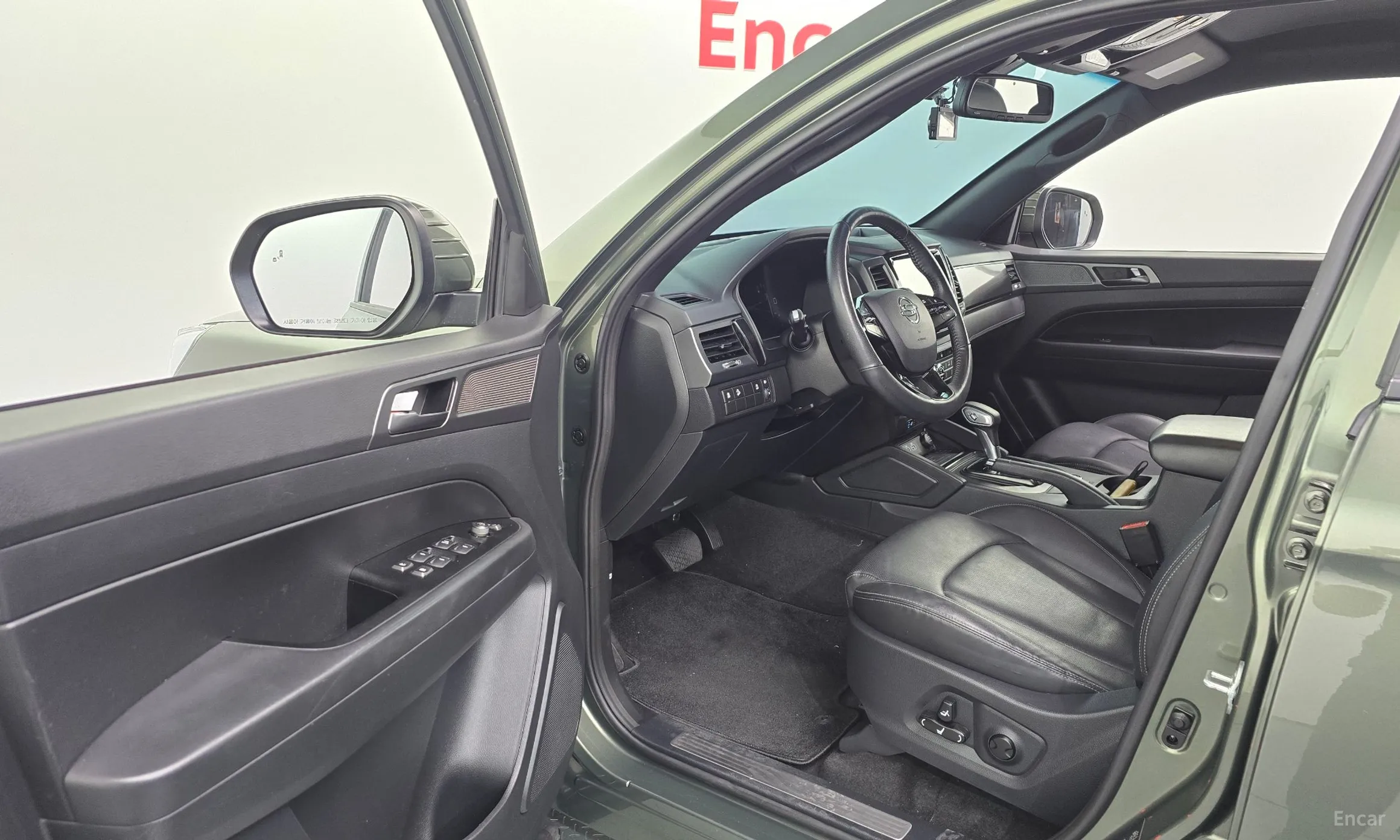 KG Mobility (SsangYong) Rexton Sports Khan превью 10