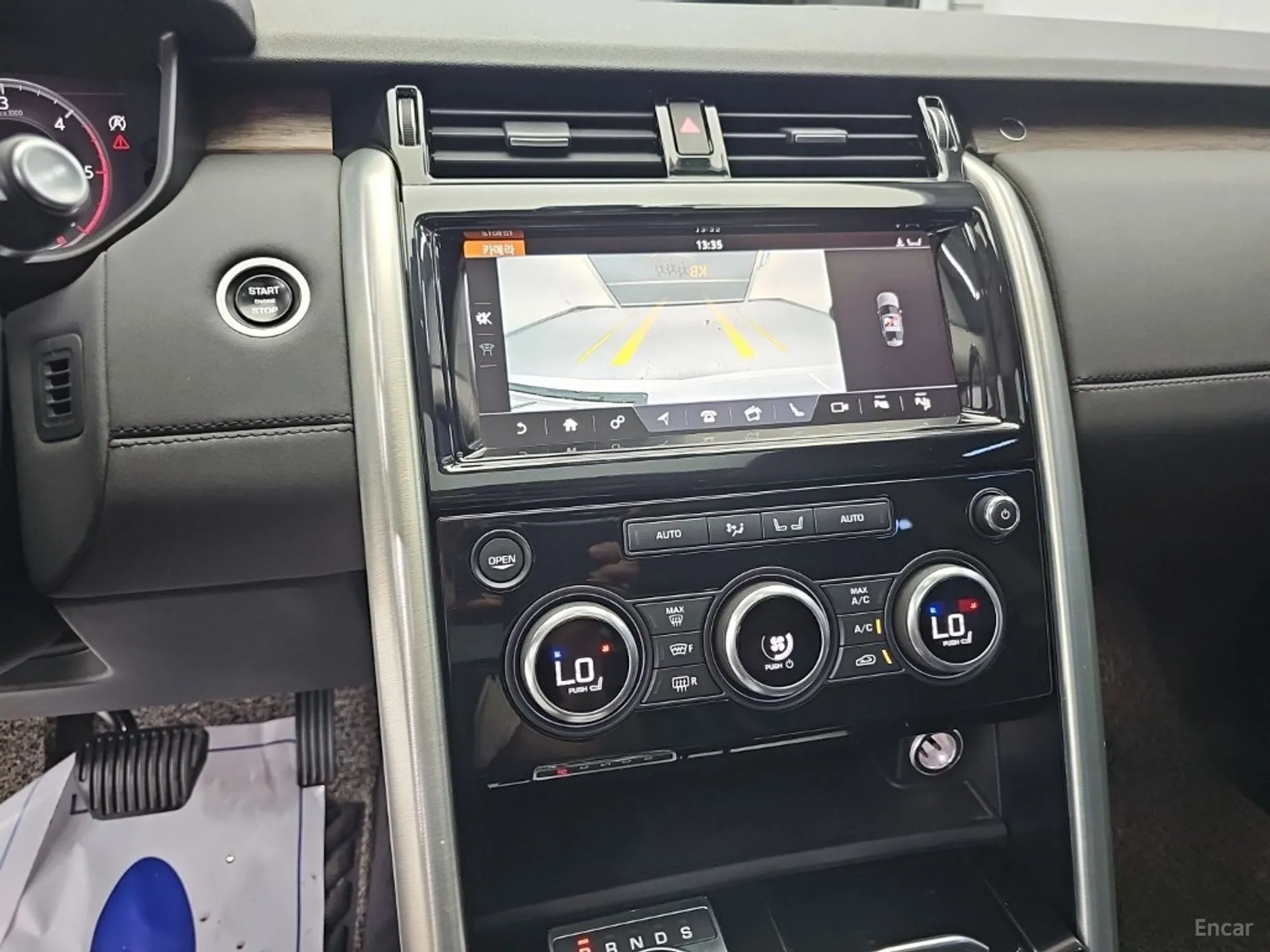 Land Rover Discovery 5 превью 10