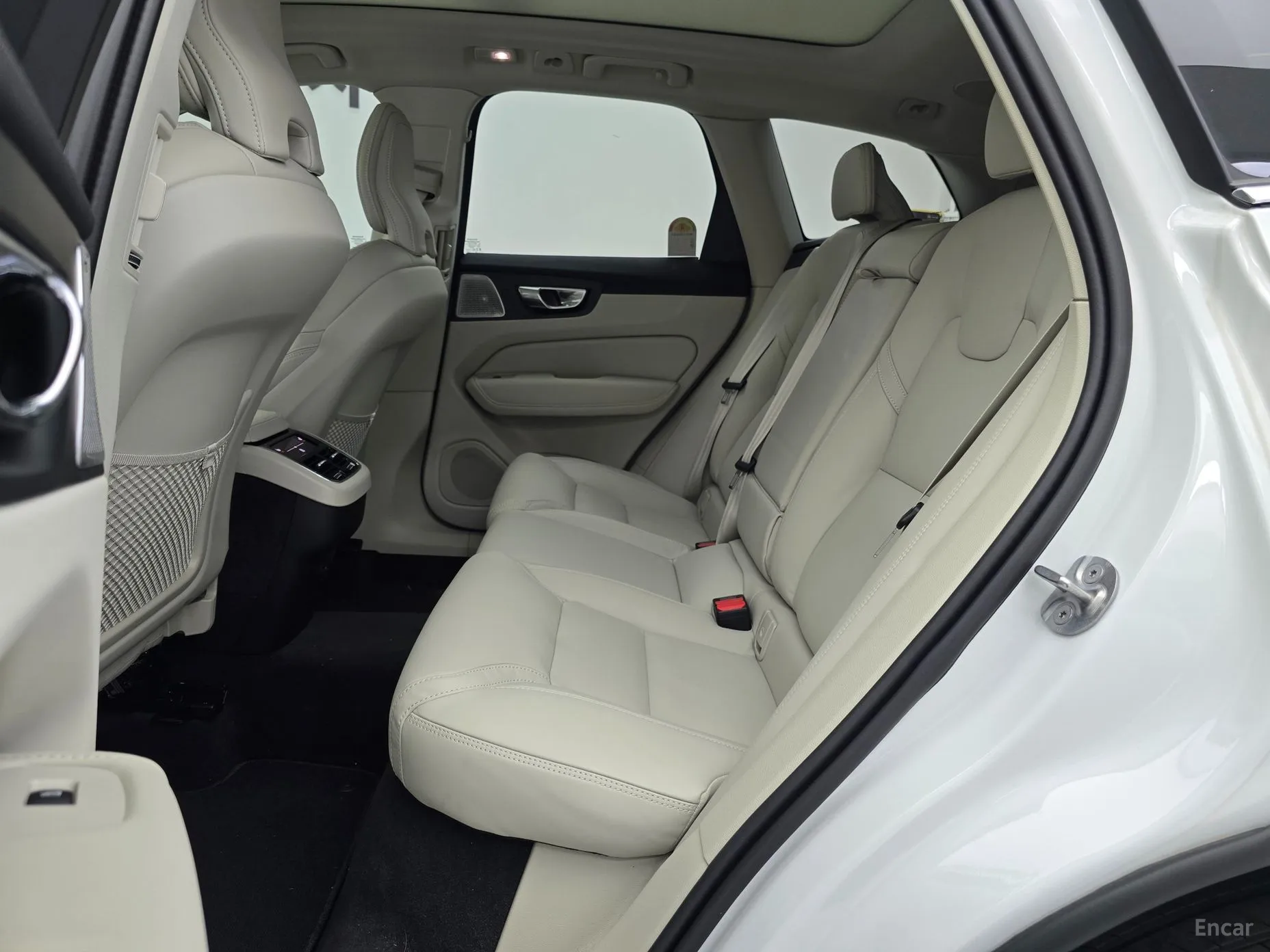 Volvo XC60 Gen 2 превью 11