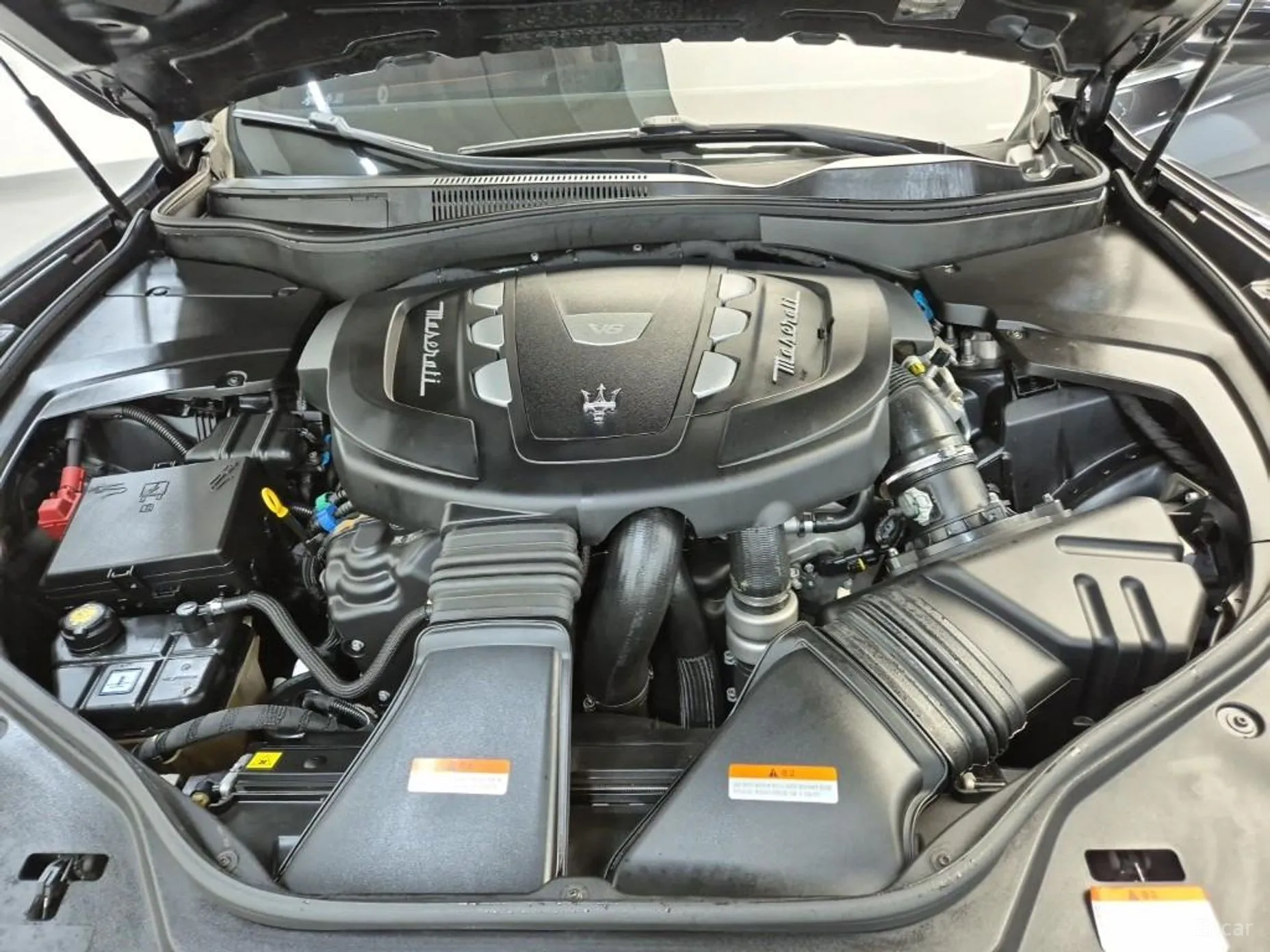 Maserati Levante превью 5