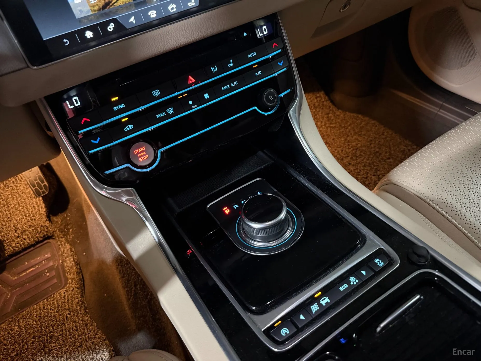 Jaguar XF (x260) превью 8