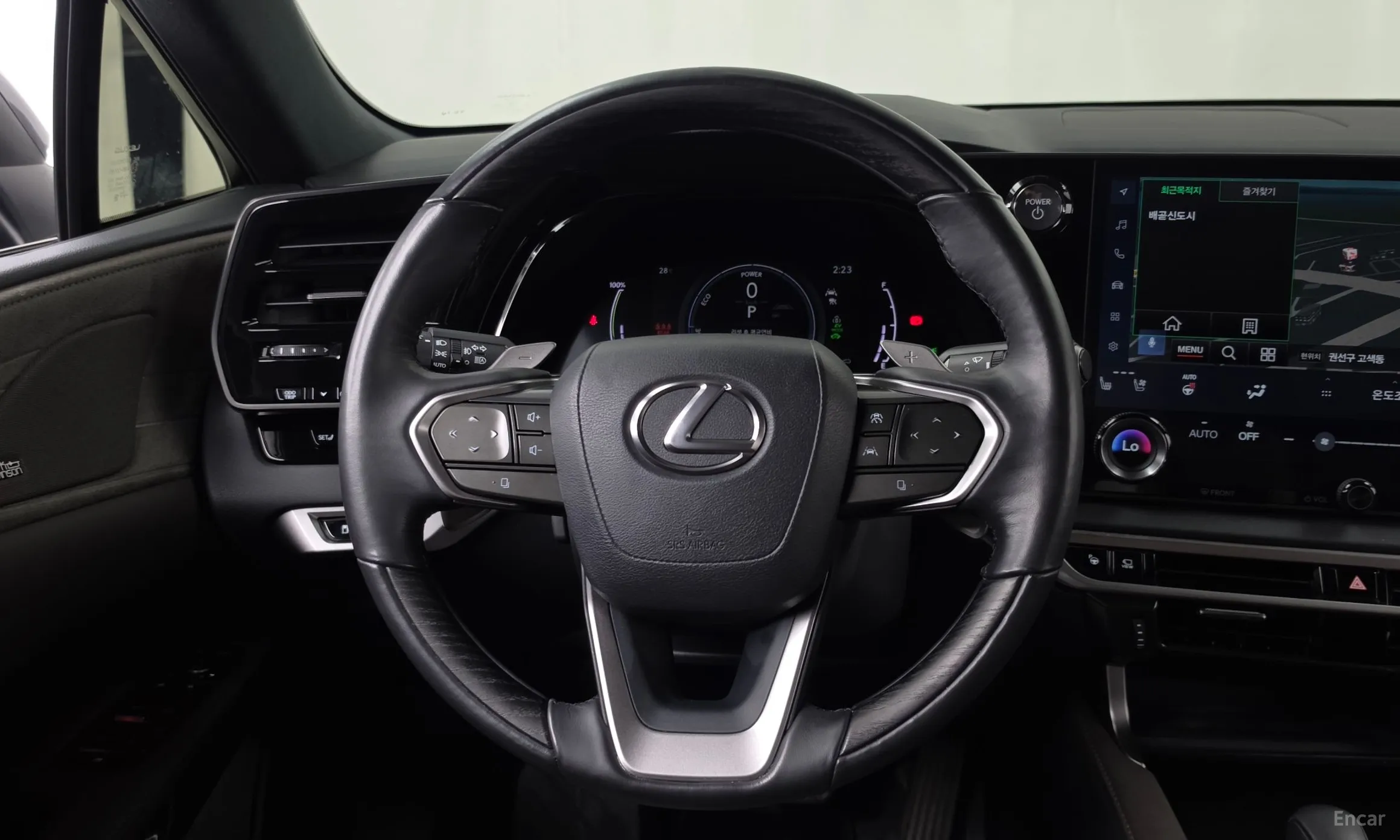 Lexus RX450h + 5th Gen превью 13