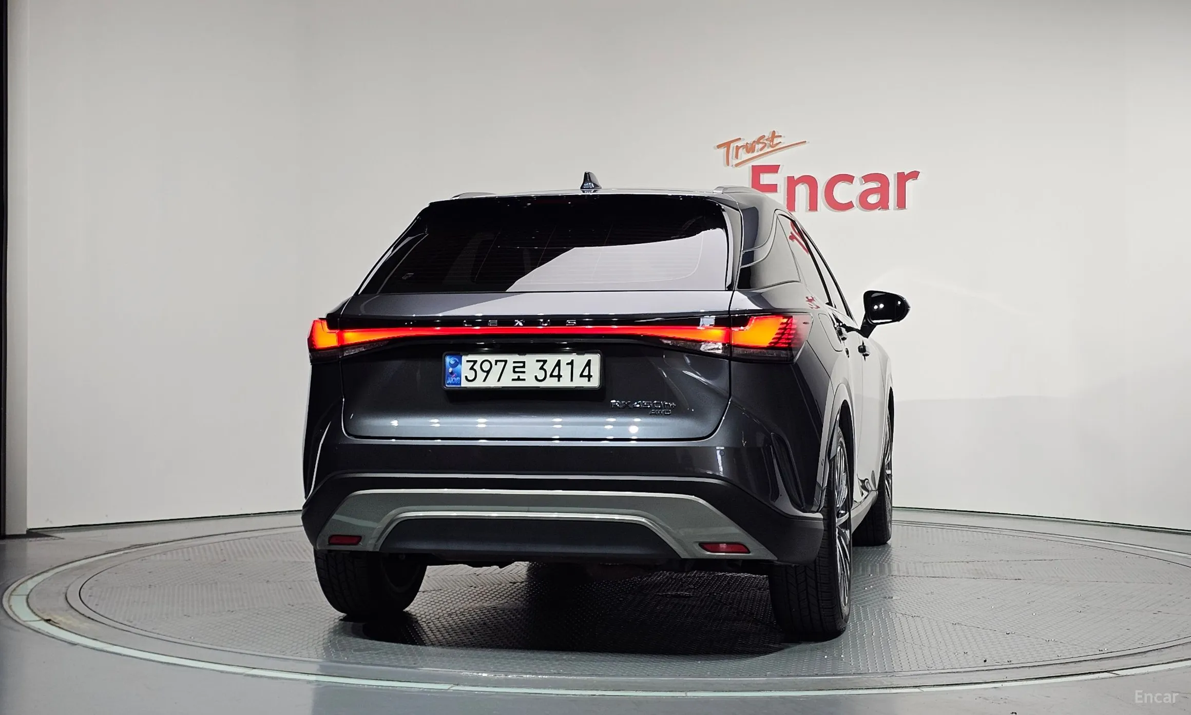 Lexus RX450h + 5th Gen превью 4