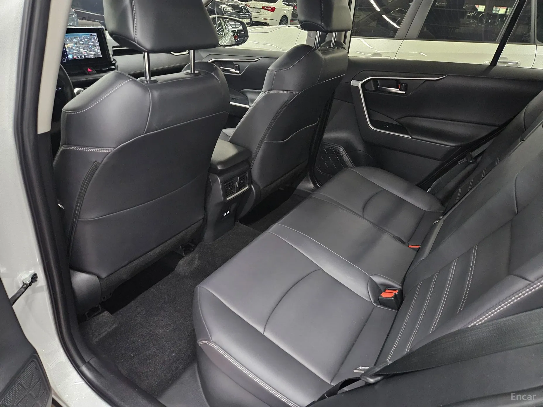 Toyota RAV4 5th Generation превью 14