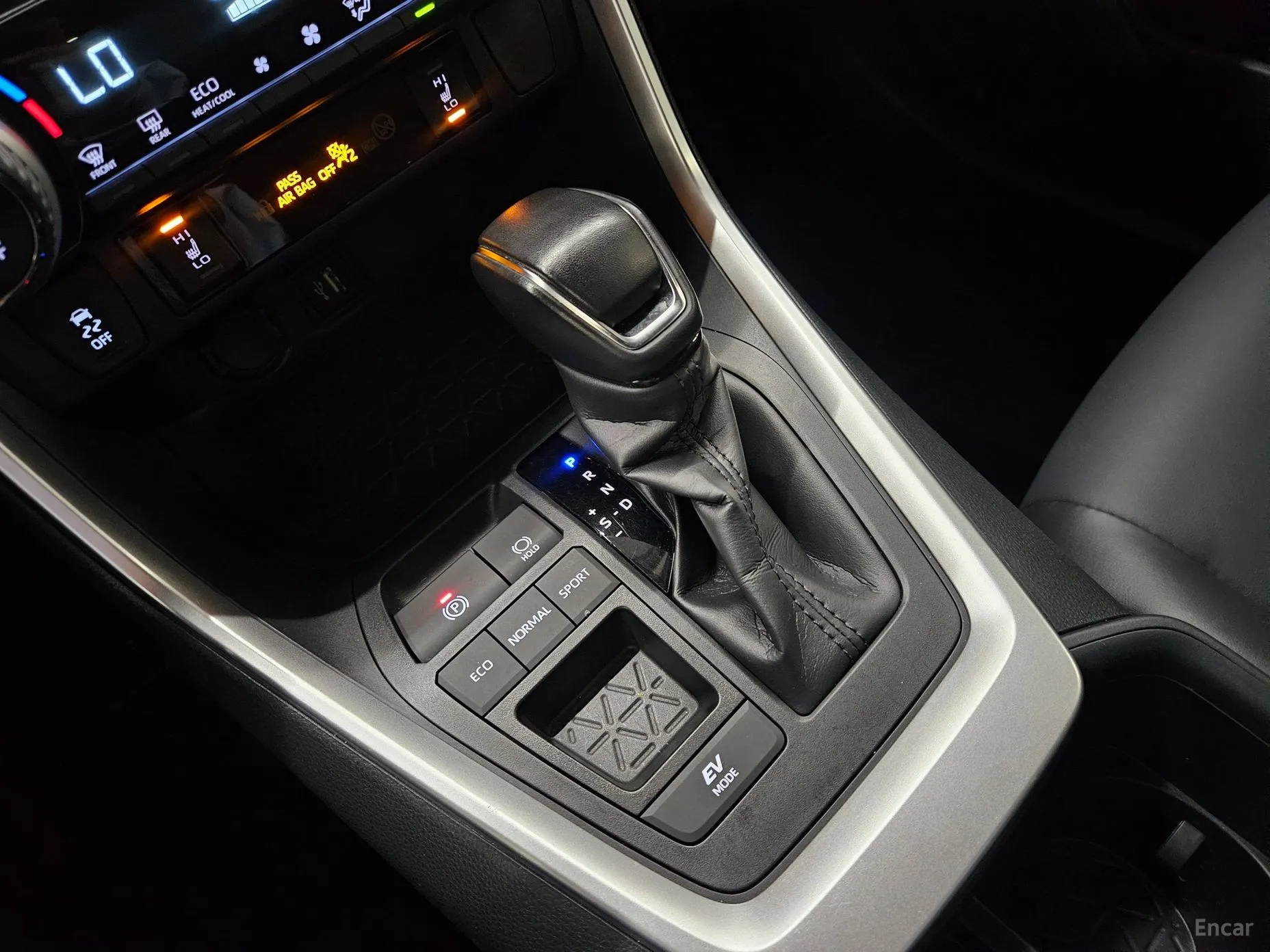 Toyota RAV4 5th Generation превью 9
