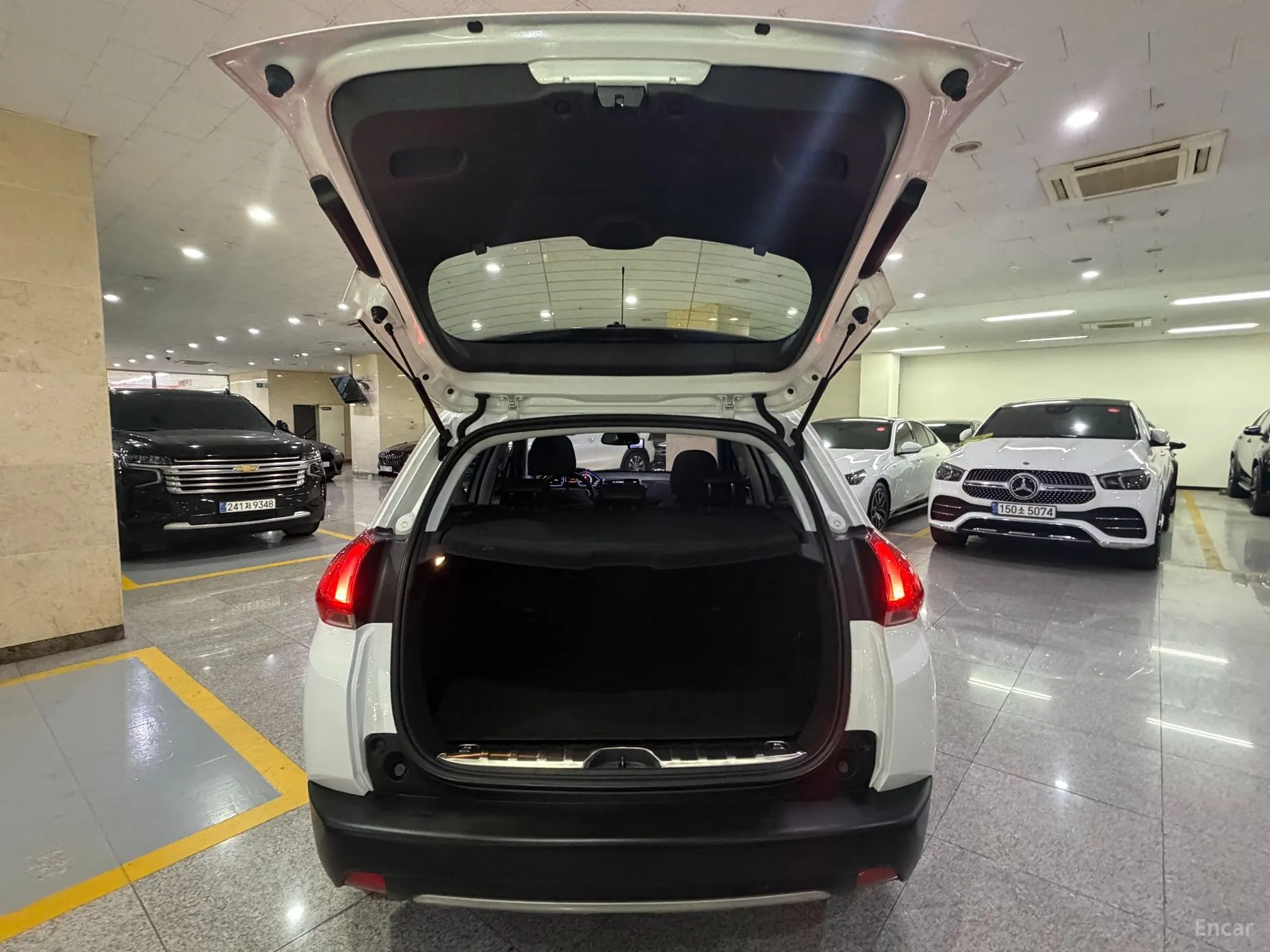 Peugeot 2008. превью 19