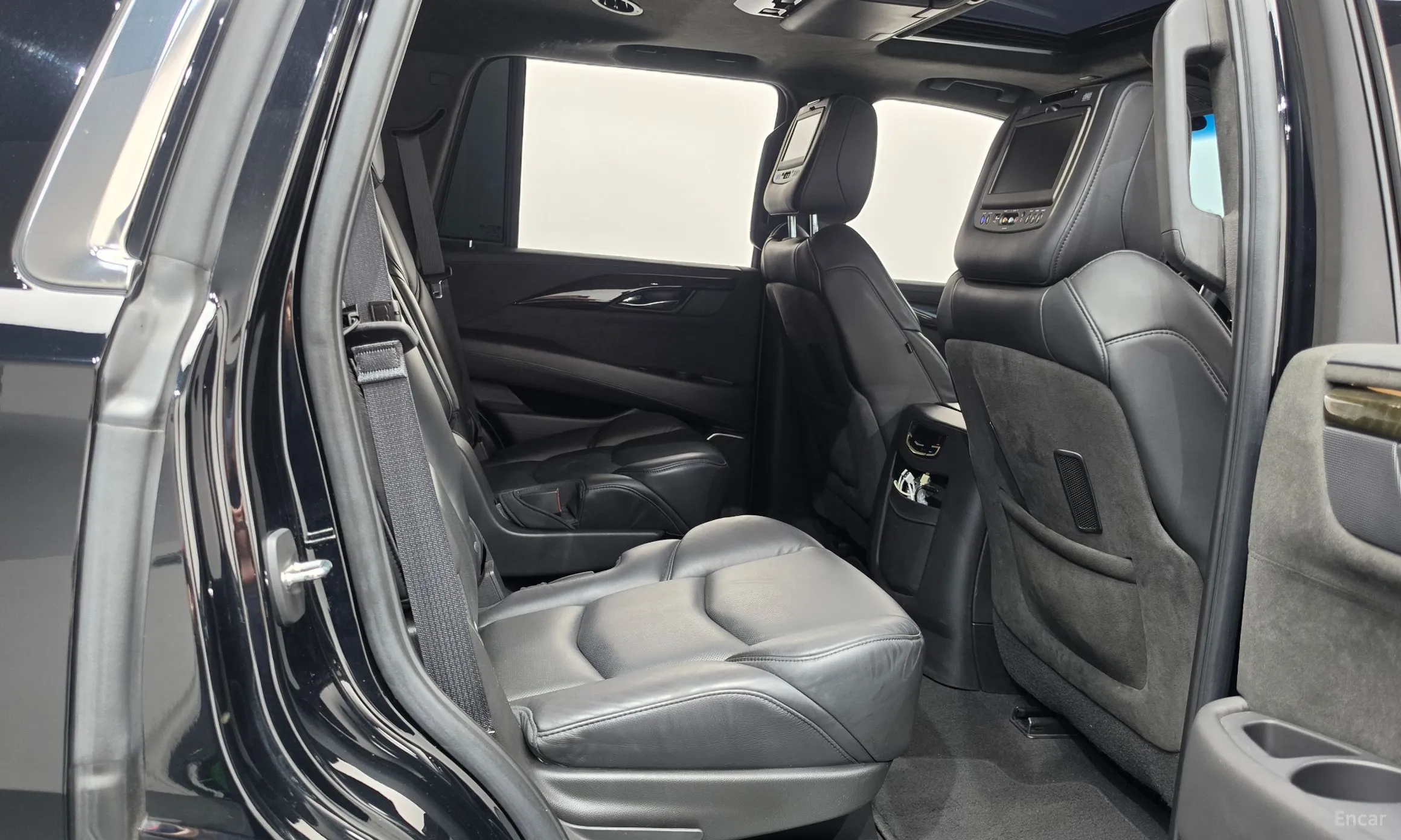 Cadillac Escalade превью 11