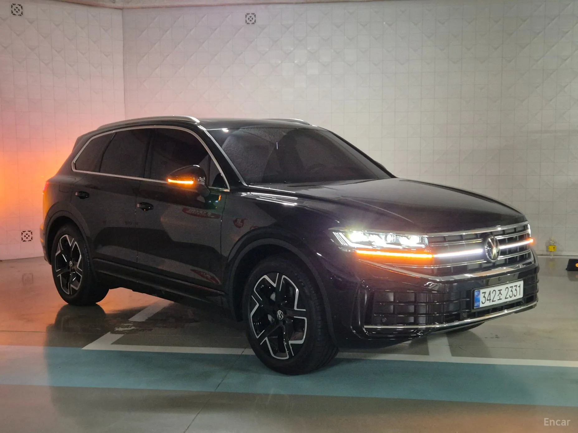 Volkswagen Touareg 3rd Generation превью 3