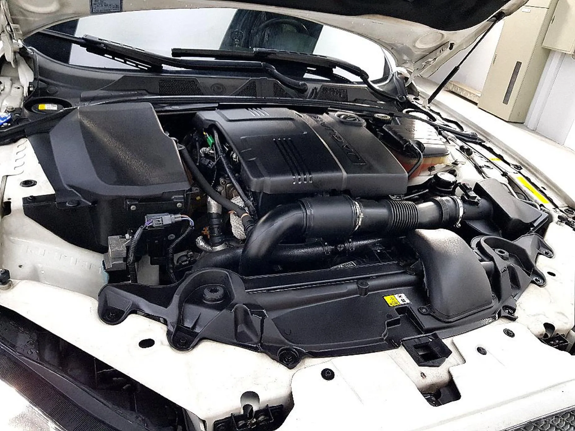 Jaguar New XF превью 6