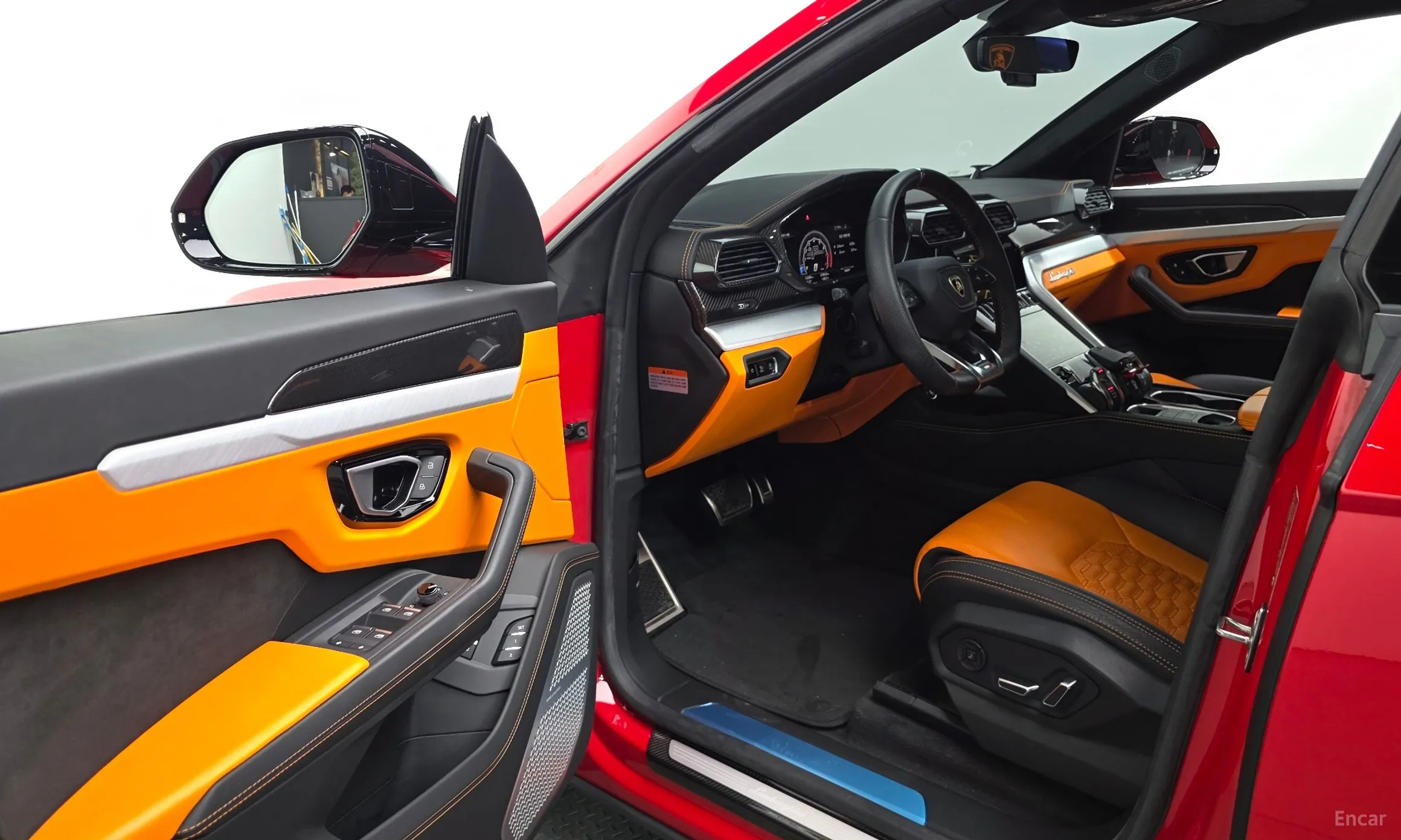 Lamborghini Urus превью 11