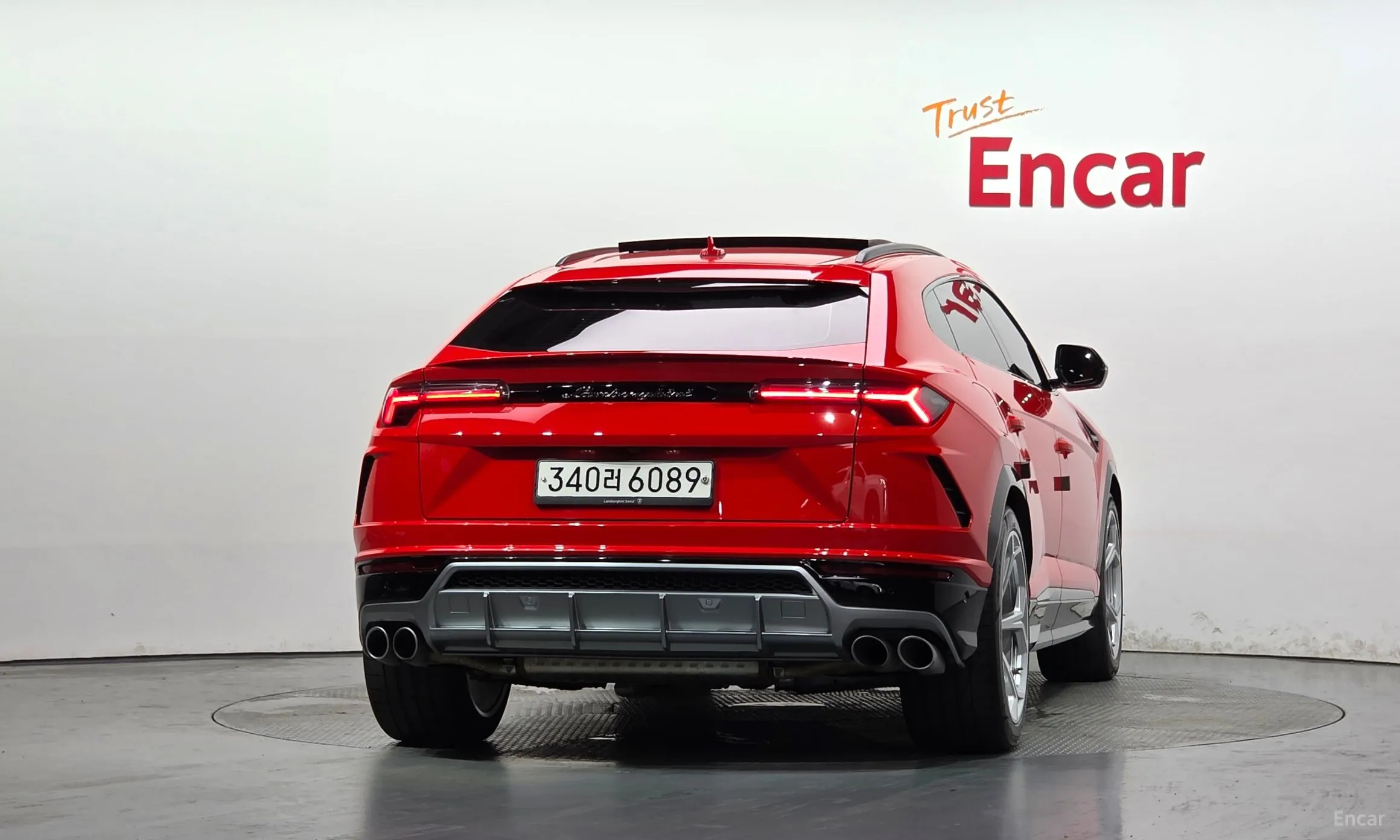 Lamborghini Urus превью 4